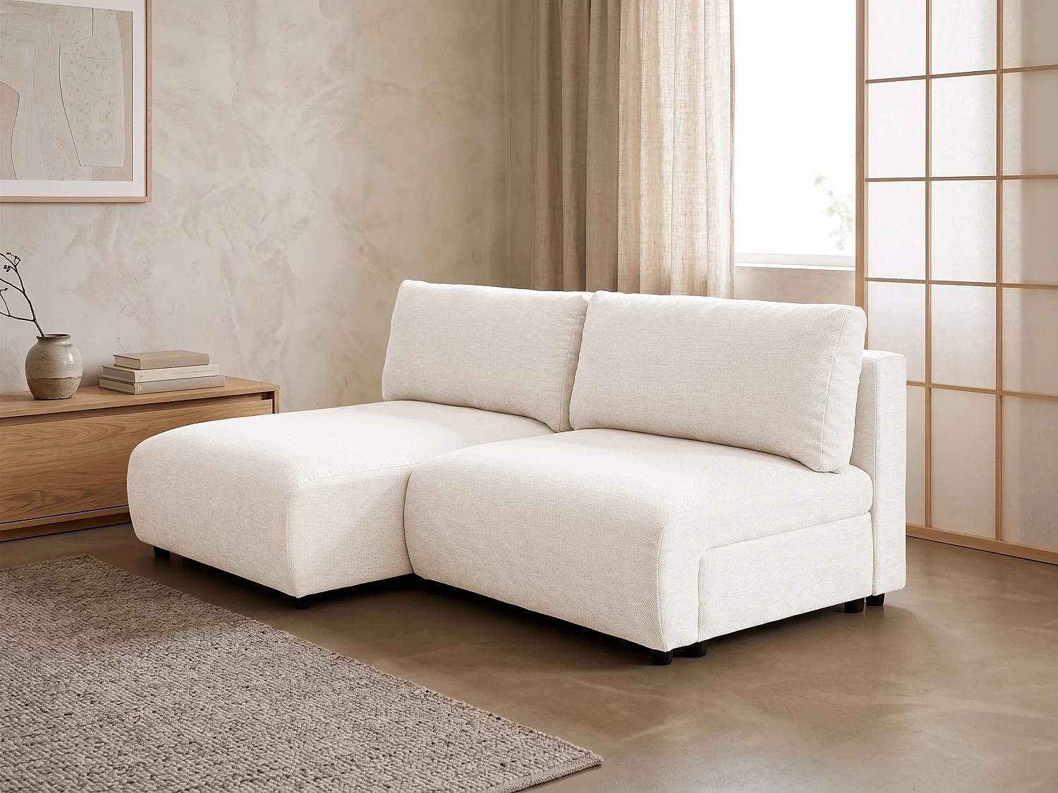Canapé d’angle avec fonction couchage, coffre de rangement et zone de confort extra profonde en tissu structuré de haute qualité SORA