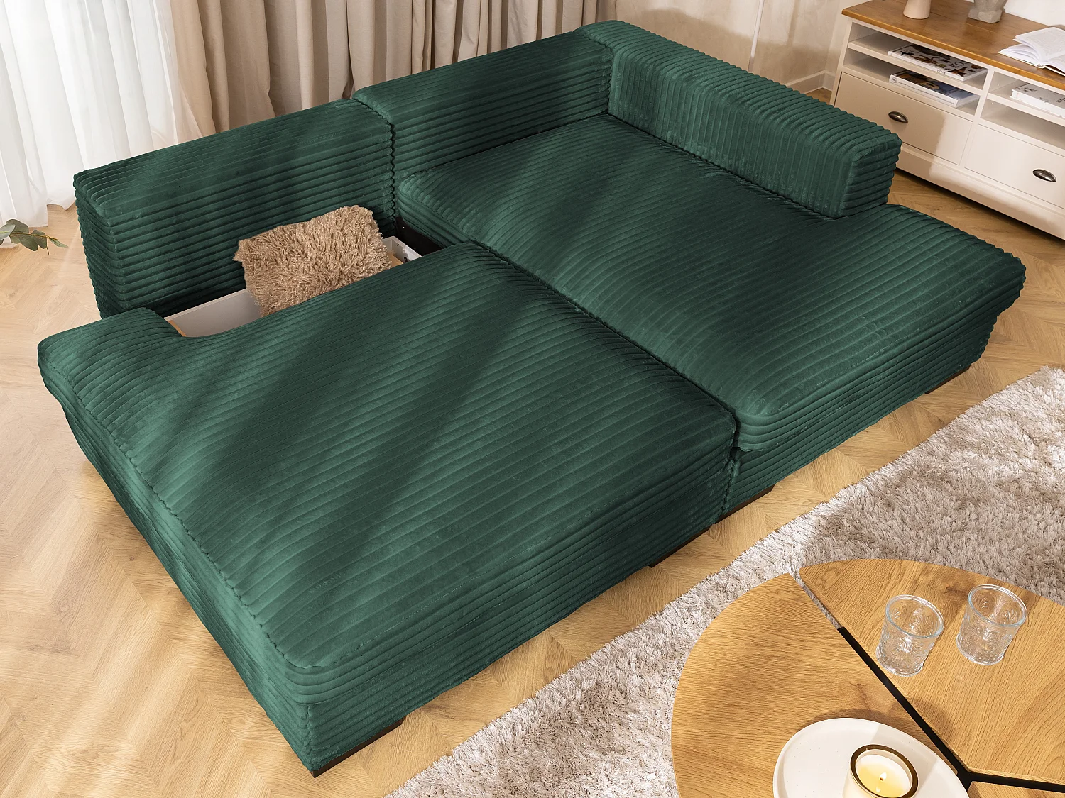 Canapé d’angle avec assise profonde, fonction couchage et pratique coffre de rangement, en tissu côtelé doux WOLKE