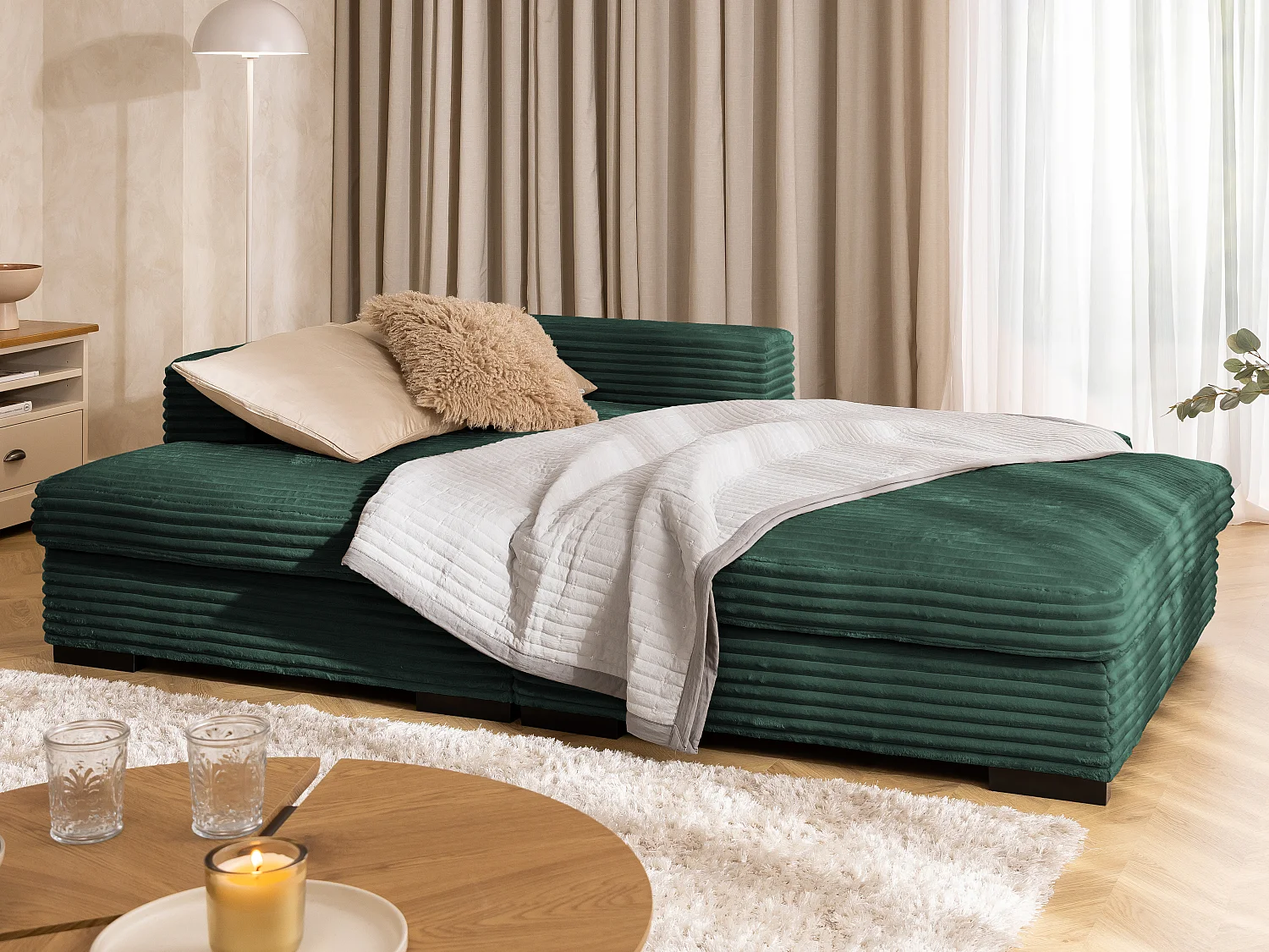 Canapé d’angle avec assise profonde, fonction couchage et pratique coffre de rangement, en tissu côtelé doux WOLKE