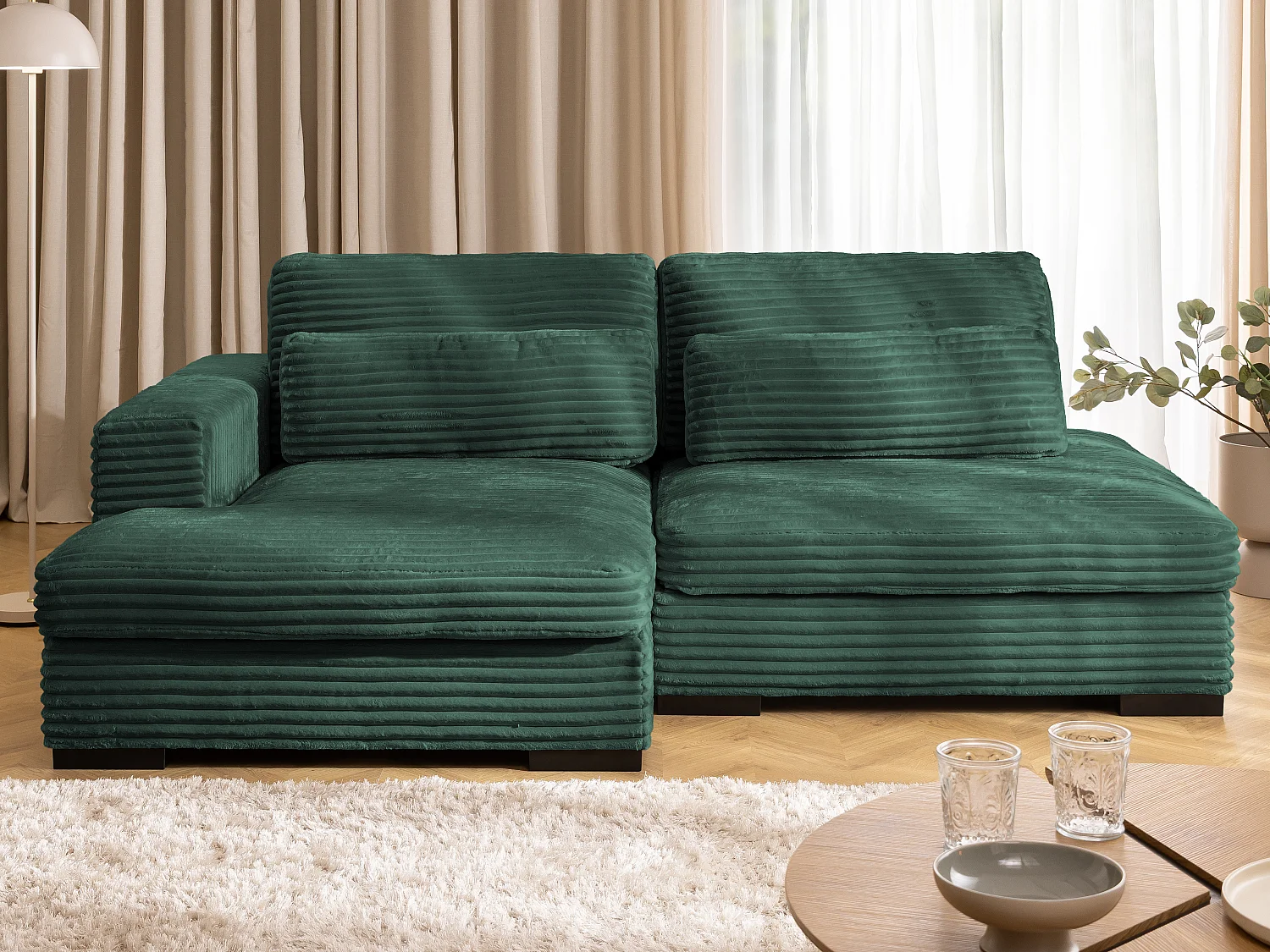 Canapé d’angle avec assise profonde, fonction couchage et pratique coffre de rangement, en tissu côtelé doux WOLKE
