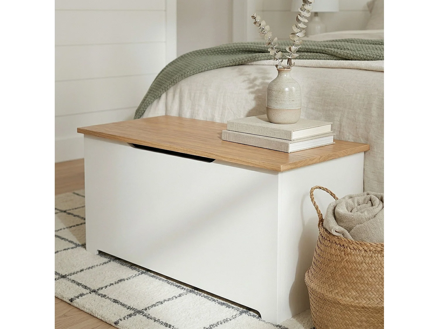 Colorado Storage Chest & Blanket Box, White Painted Finish