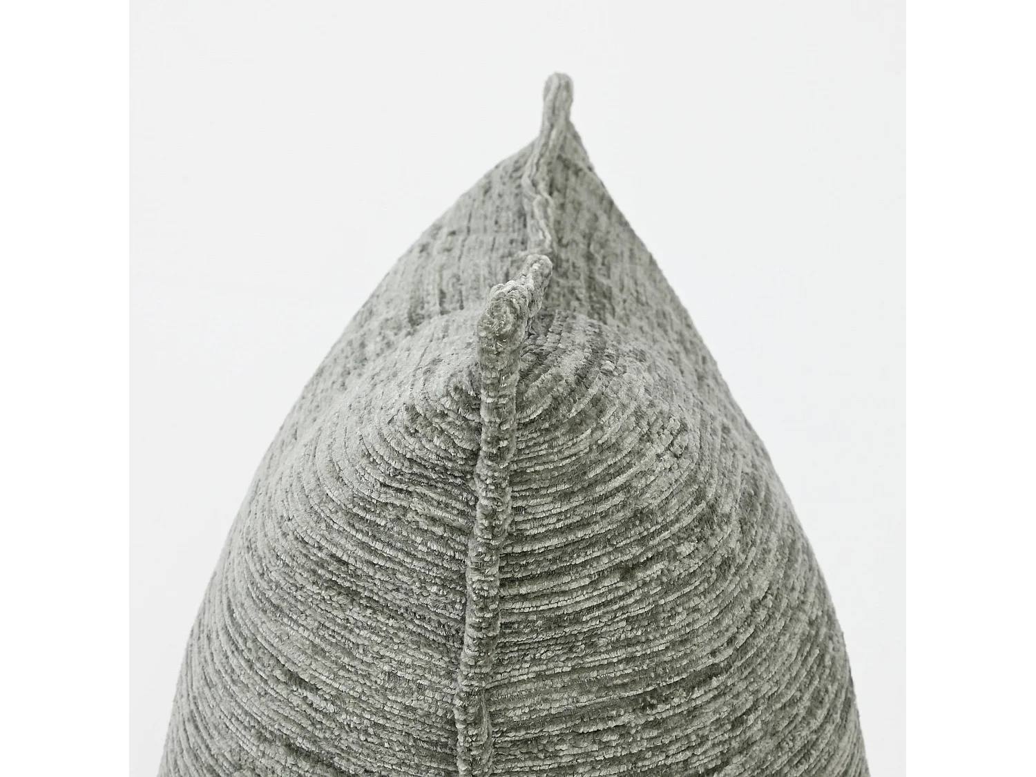 Ruffled Sage - Stoffen sierkussen - 55 X 55