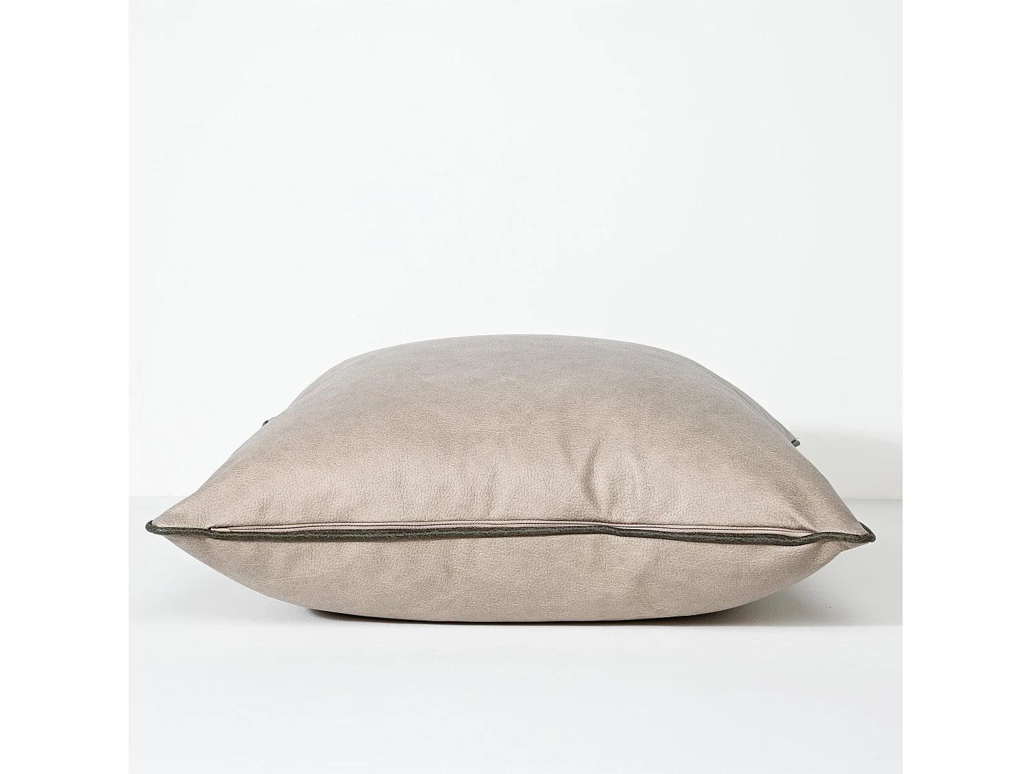 Art Leather Taupe - Vinyl sierkussen - 55 X 55