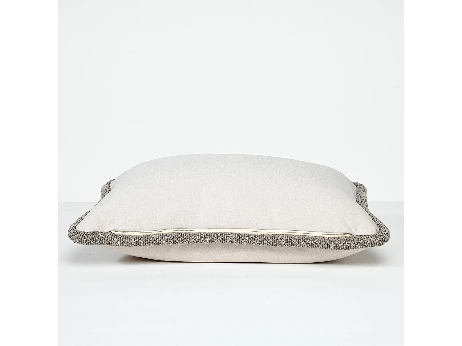 Coussin en tissu Cappucino Mohair 40x60 cm