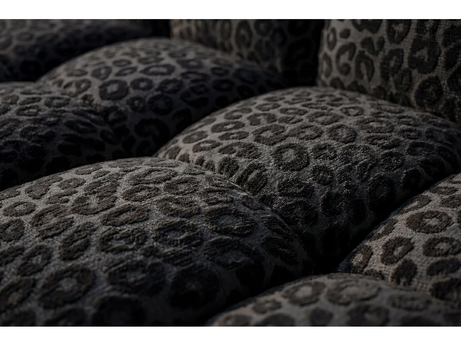 ALEXIA - Canapé d'angle tissu imprimé animalier 4 places Noir Droit