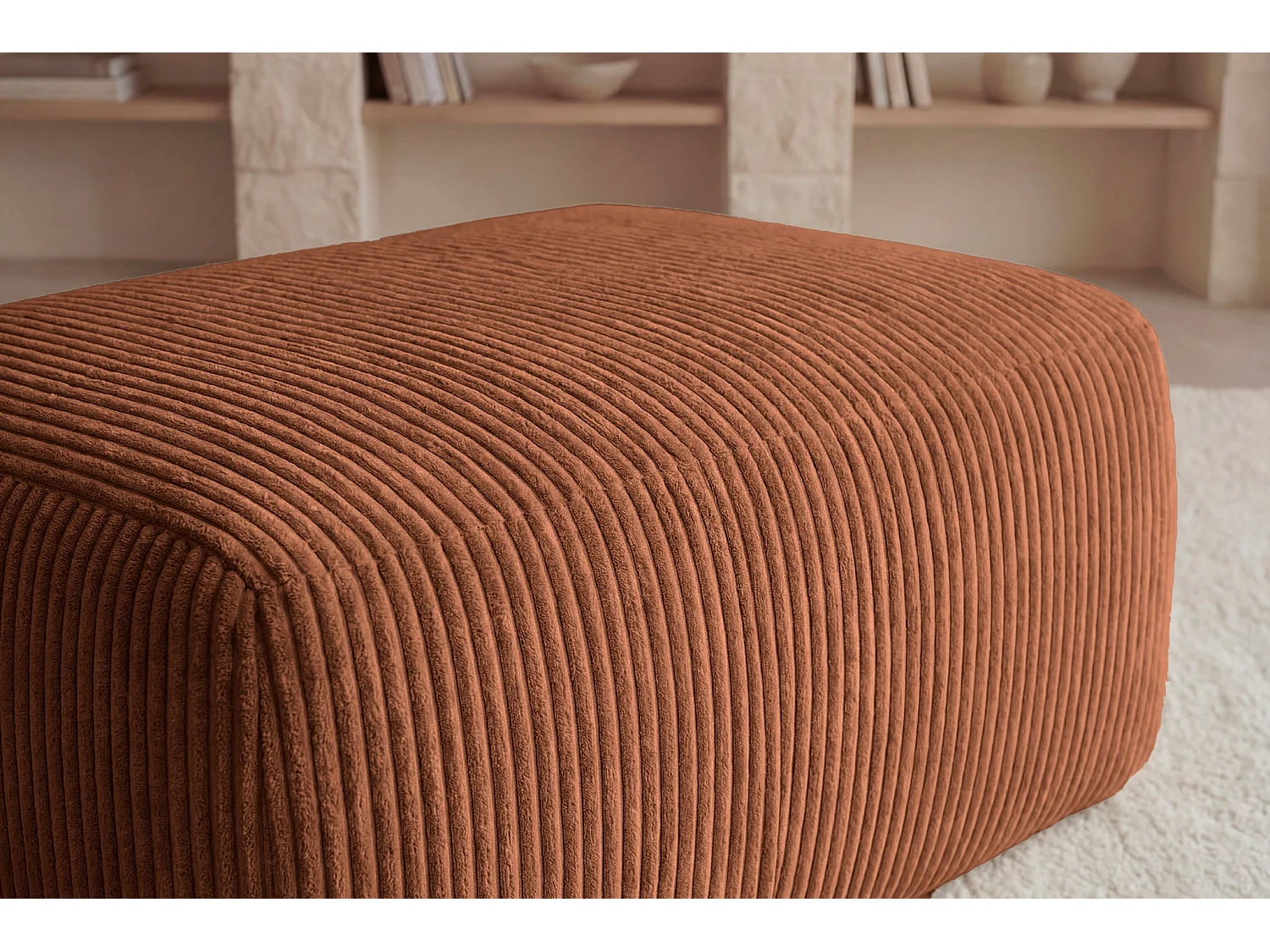 OLYMPE - Pouf en petit velours côtelé Terracotta 100x68x42