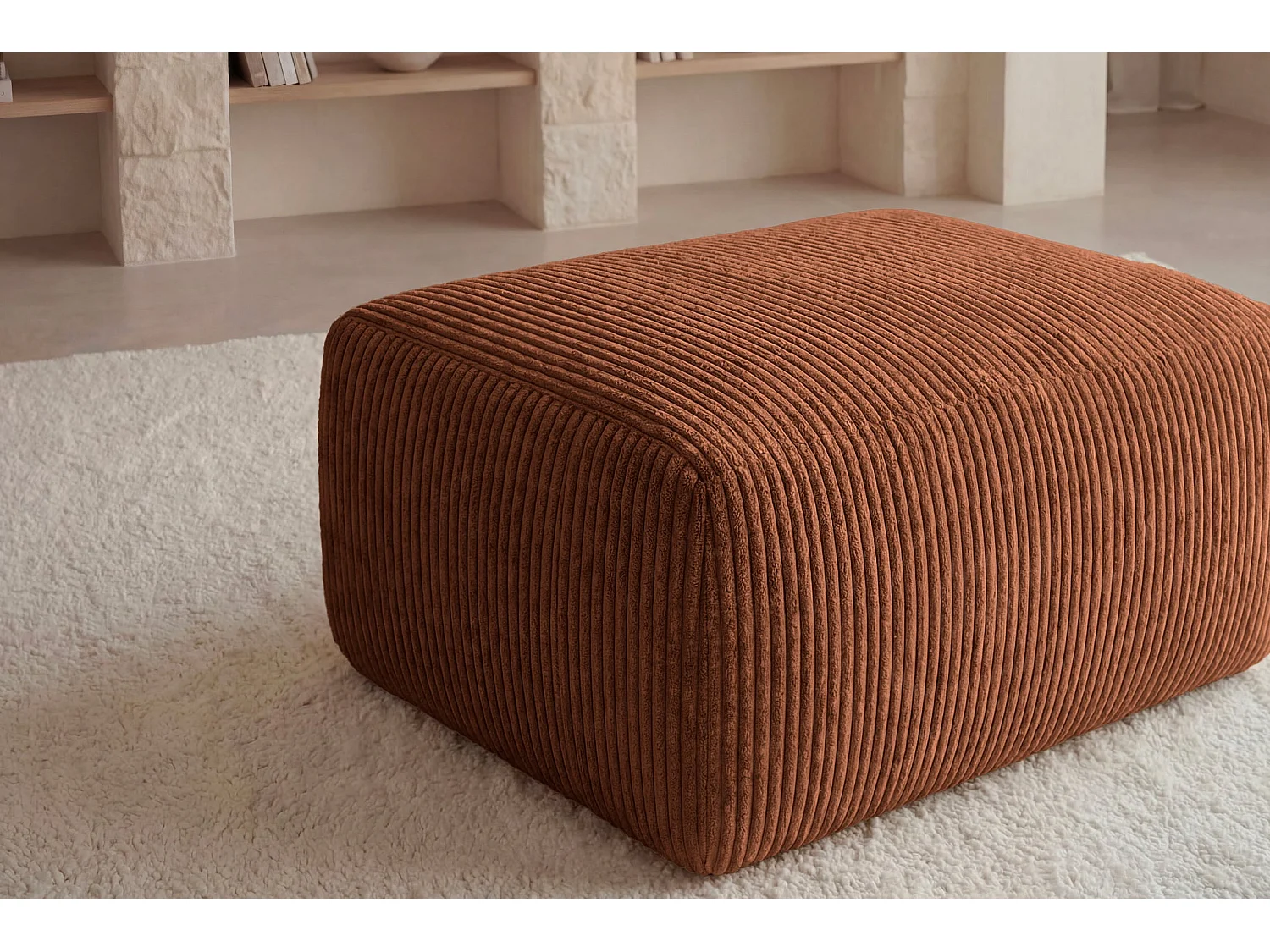 OLYMPE - Pouf en petit velours côtelé Terracotta 100x68x42