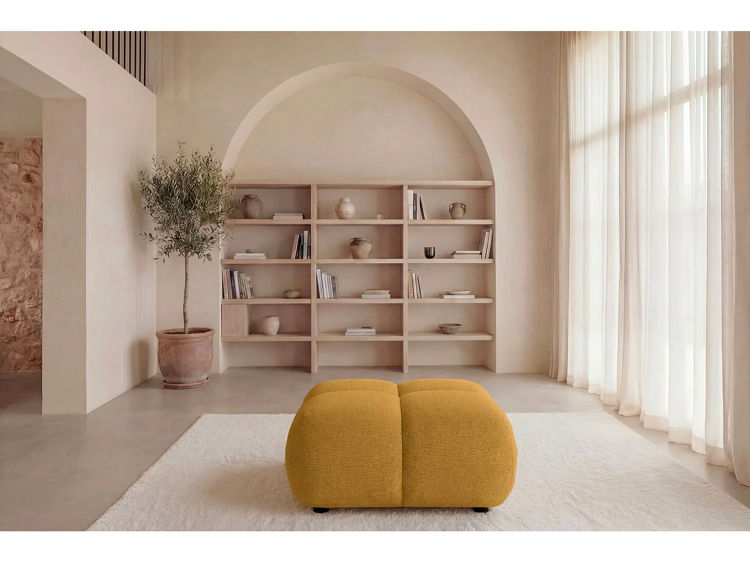 CONSTANCE - Pouf en tissu chenille Moutarde 72x72x43.5