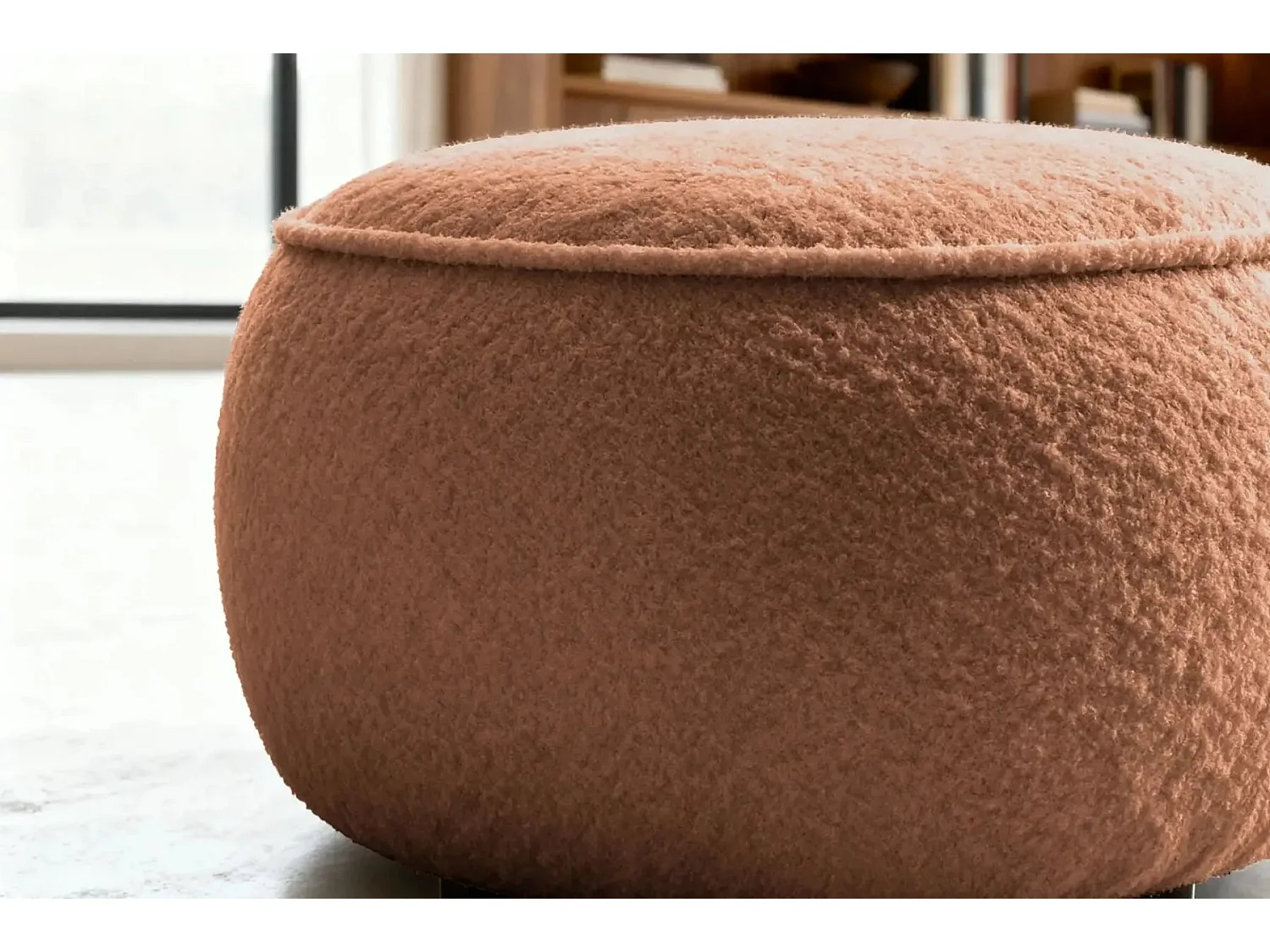 VICTOIRE - Pouf en tissu bouclette Terracotta 65x65x43