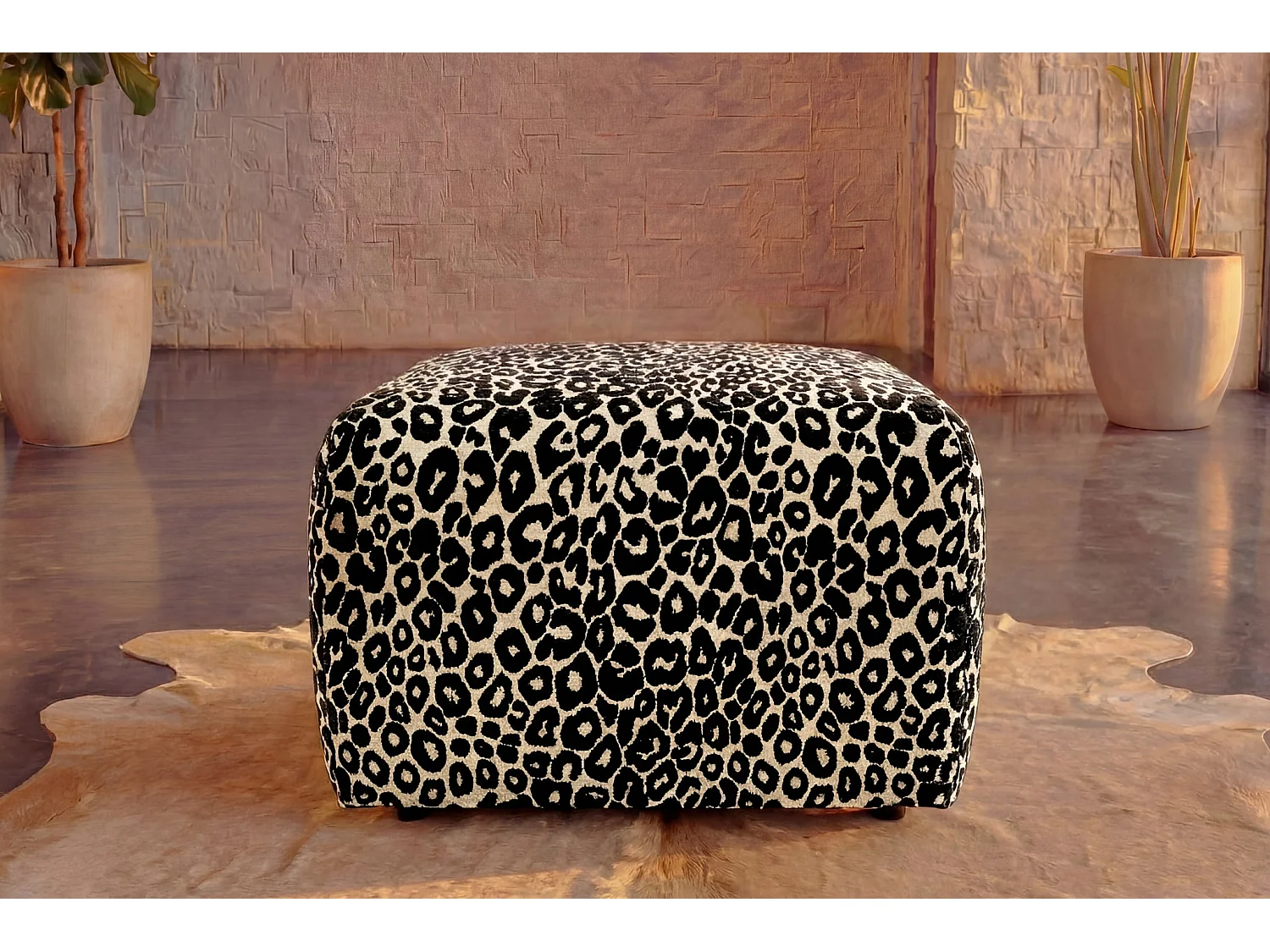 ELIO - Dierenprint stoffen poef Café 74x74x41 cm
