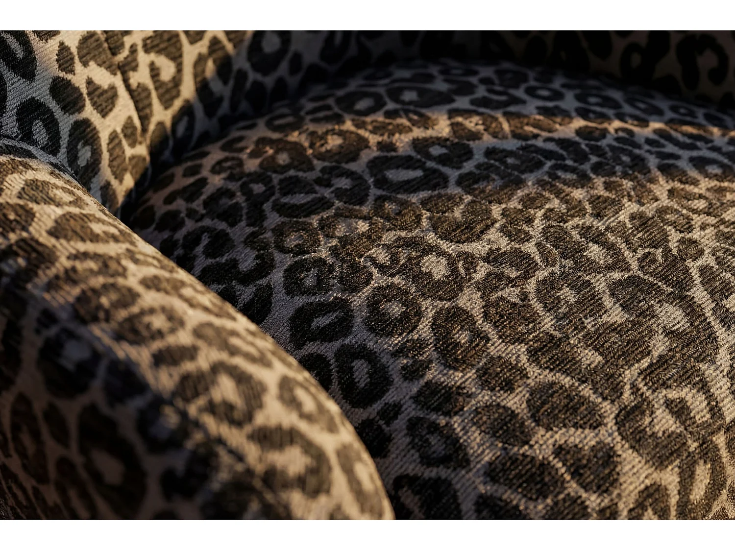 LILI - Fauteuil tissu imprimé animalier - Noir