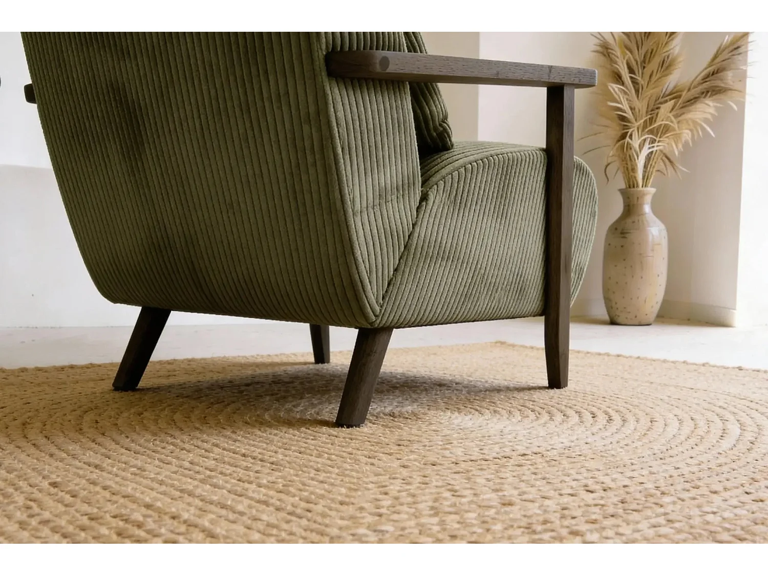 KYO - Fauteuil pieds en bois Vert