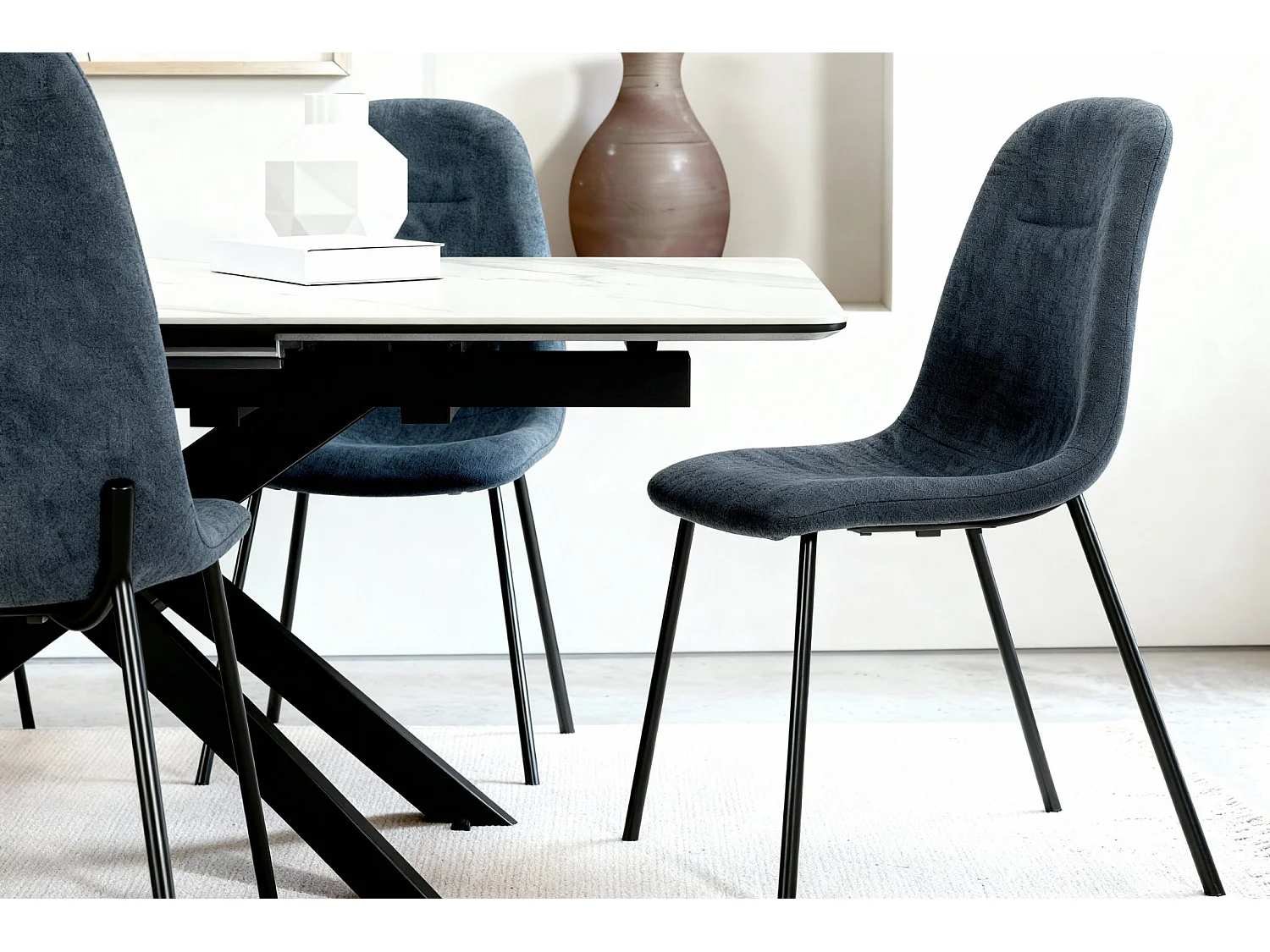 TIANA - Lot de 4 chaises pieds en métal noir Bleu