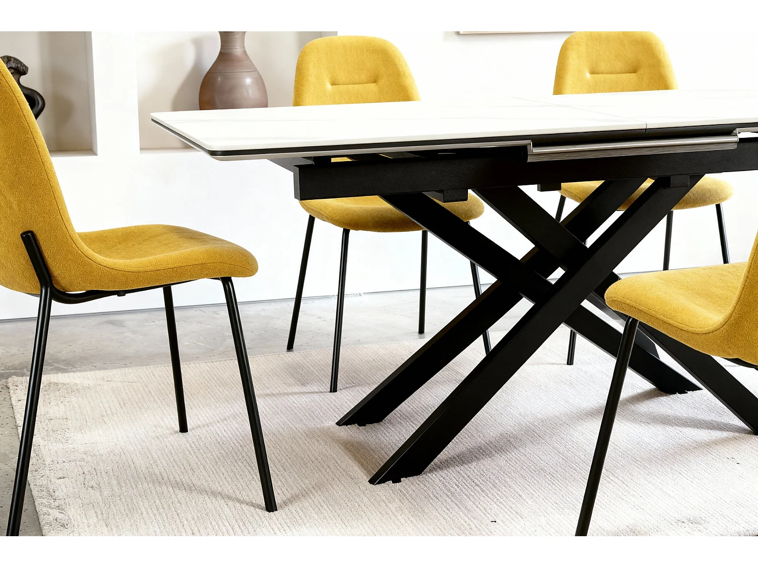 TIANA - Lot de 4 chaises pieds en métal noir Jaune