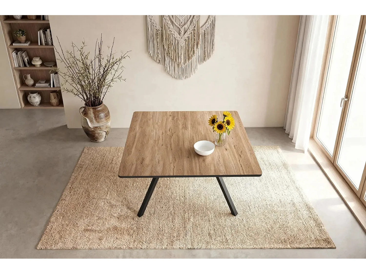 YARA - Table à manger carrée 136cmpieds en métal noir - Chêne clair