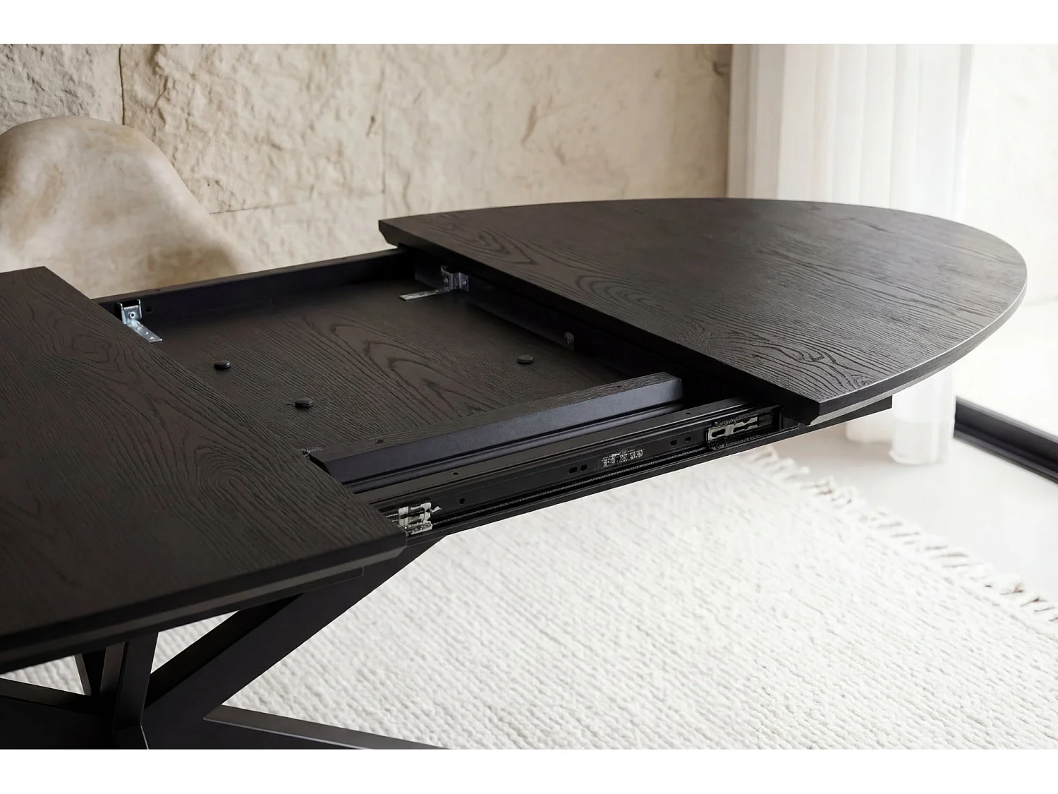 SOHANA - Table à manger extensible 126cmpieds en métal noir Chêne foncé