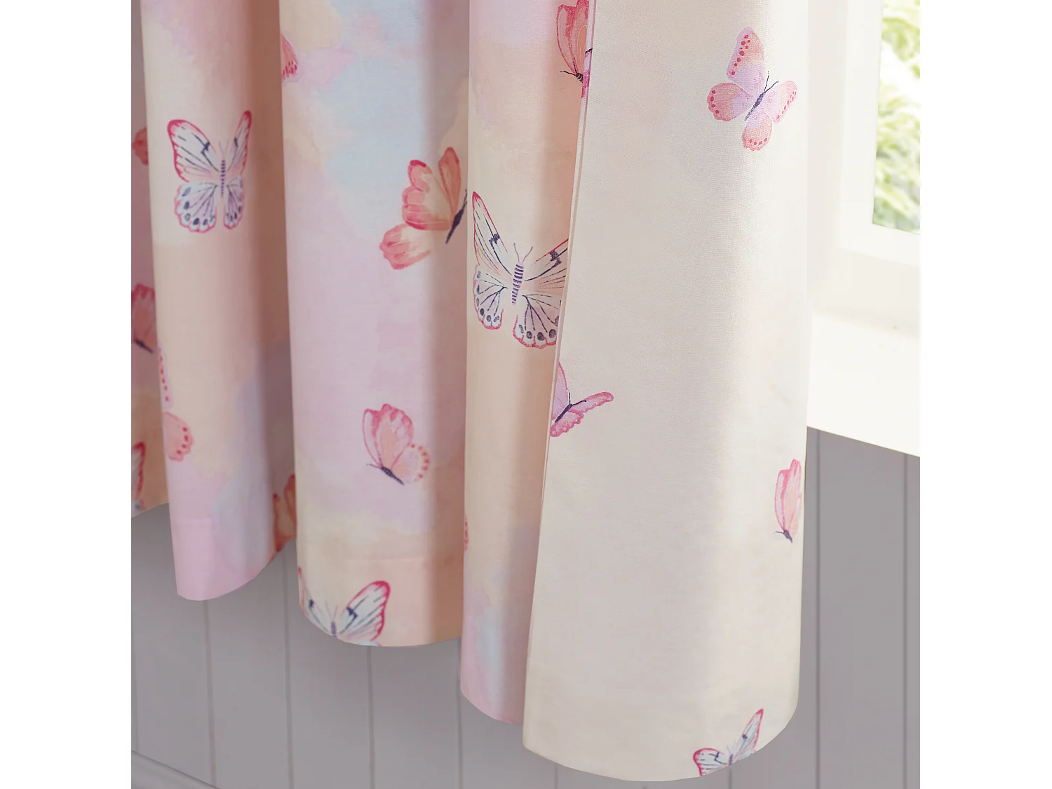 Catherine Lansfield Ombre Butterflies Fully Reversible 66x72 Inch Eyelet Curtains Two Panels Pink