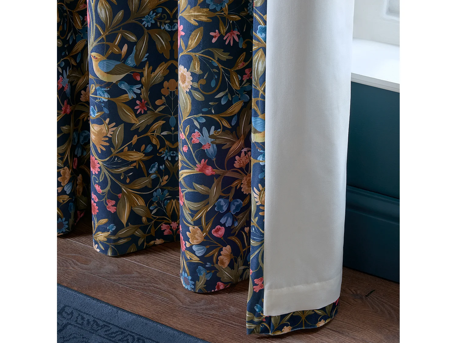 Catherine Lansfield Hedgerow Hopper 46x90 Inch Lined Eyelet Curtains Two Panels Navy Blue