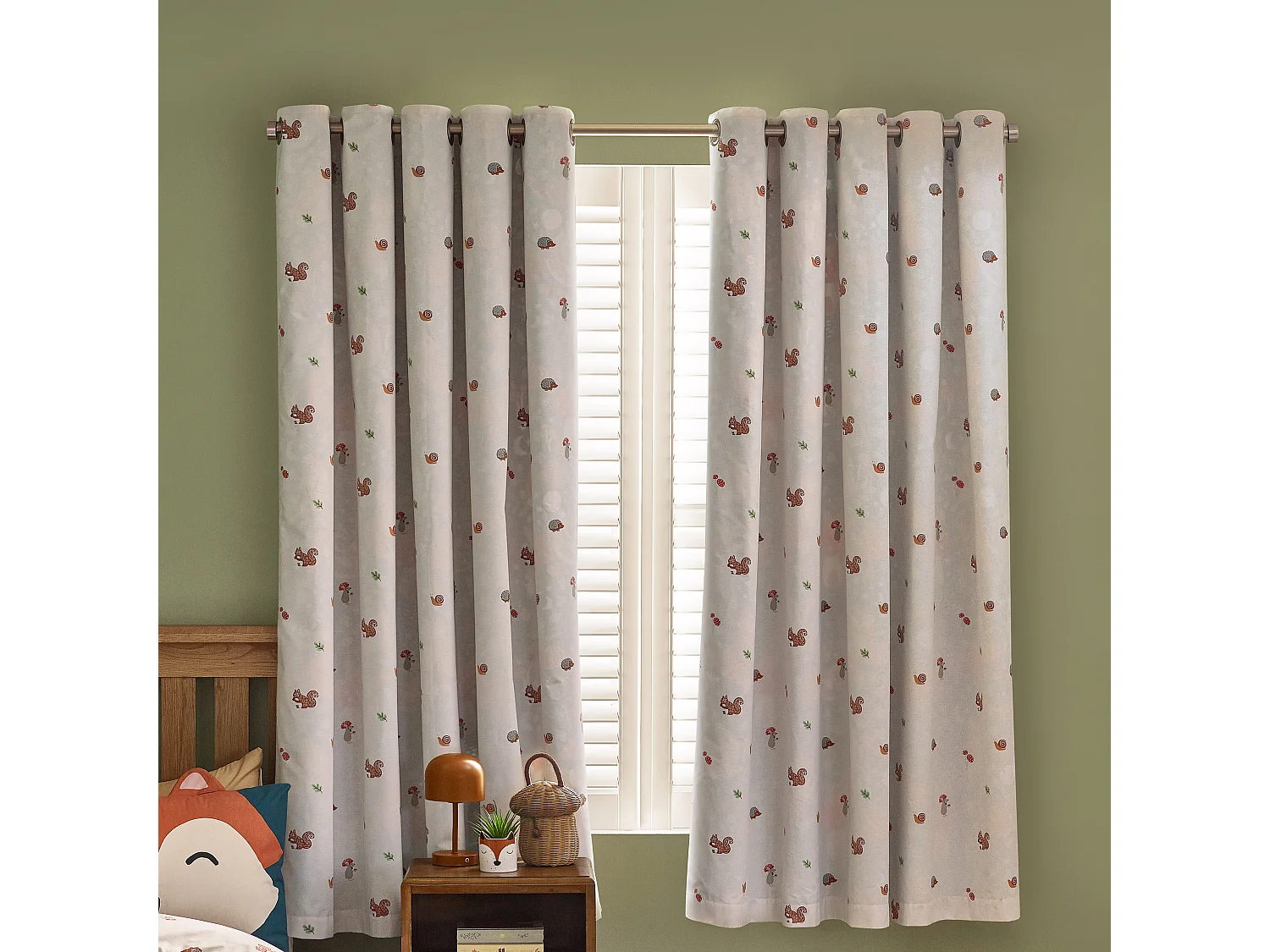 Catherine Lansfield Fox and Woodland Friends Fully Reversible 66x72 Inch Eyelet Curtains Two Panels Green