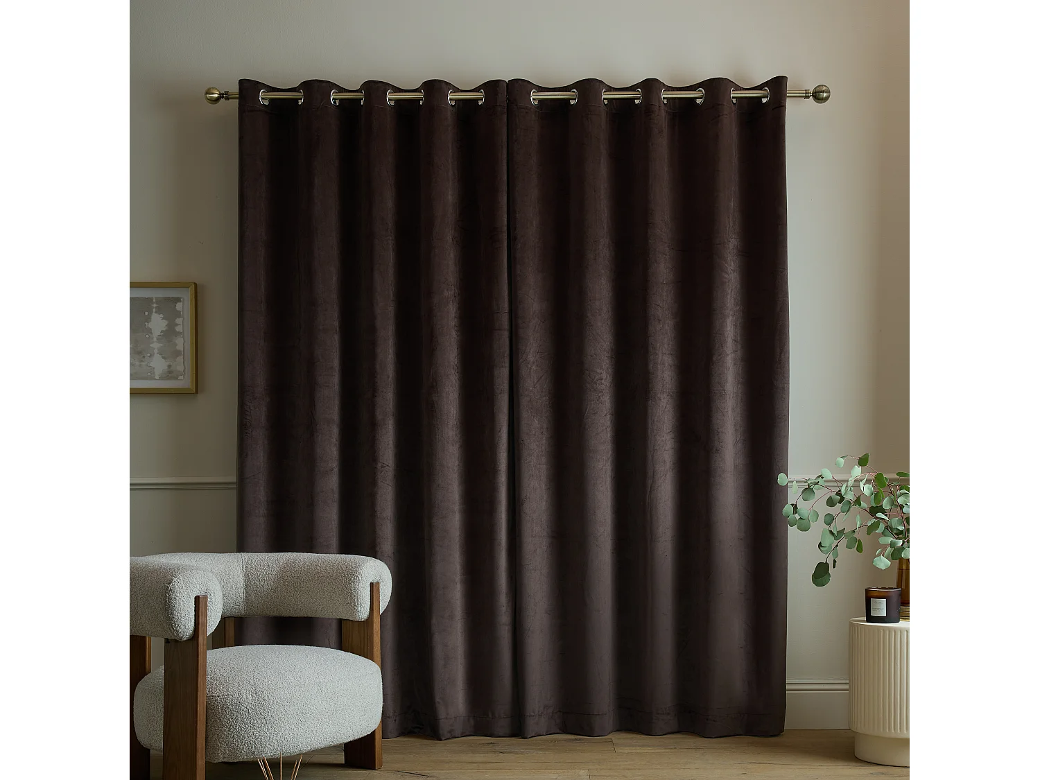 Catherine Lansfield Super Thermal Blackout Matt Velour 66x72 Inch Eyelet Curtains Two Panels Chocolate