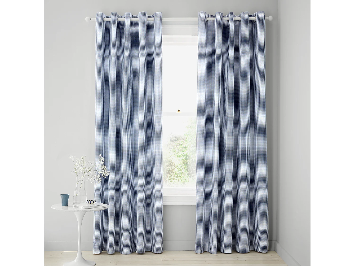 Catherine Lansfield Lucie Floral Frill Fully Reversible 66x90 Inch Eyelet Curtains Two Panels Blue