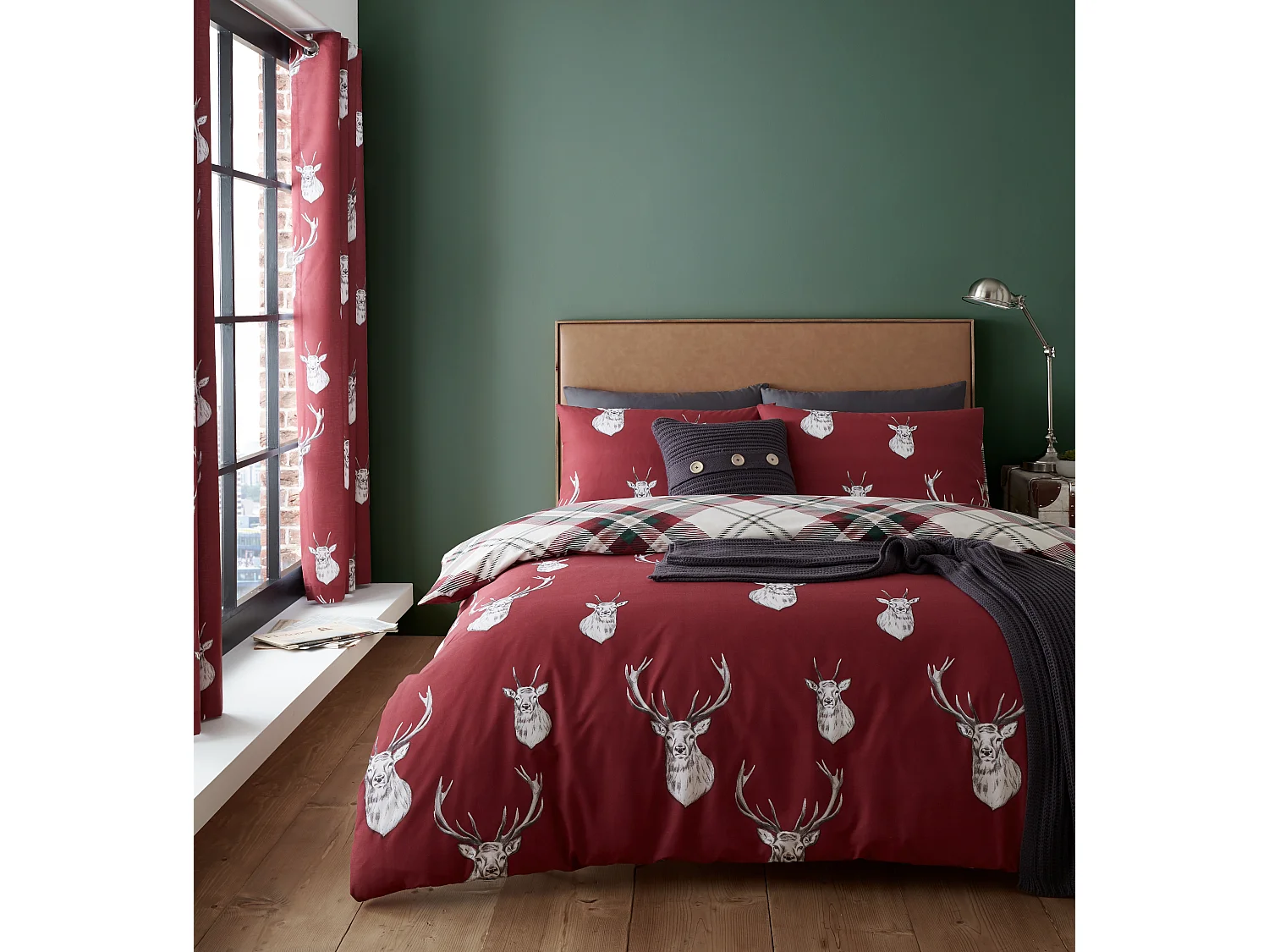 Catherine Lansfield Munro Stag Check 66x72 Inch Lined Eyelet Curtains Two Panels Red