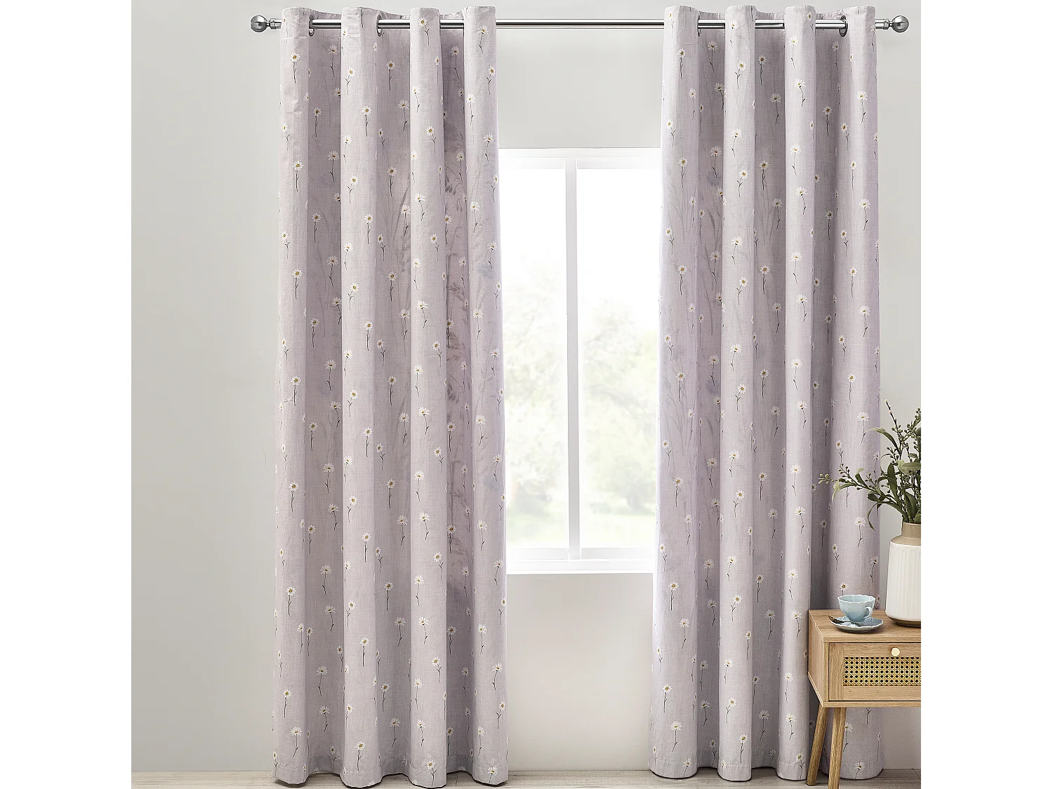 Catherine Lansfield Grasmere Floral Fully Reversible 66x90 Inch Eyelet Curtains Two Panels Lilac