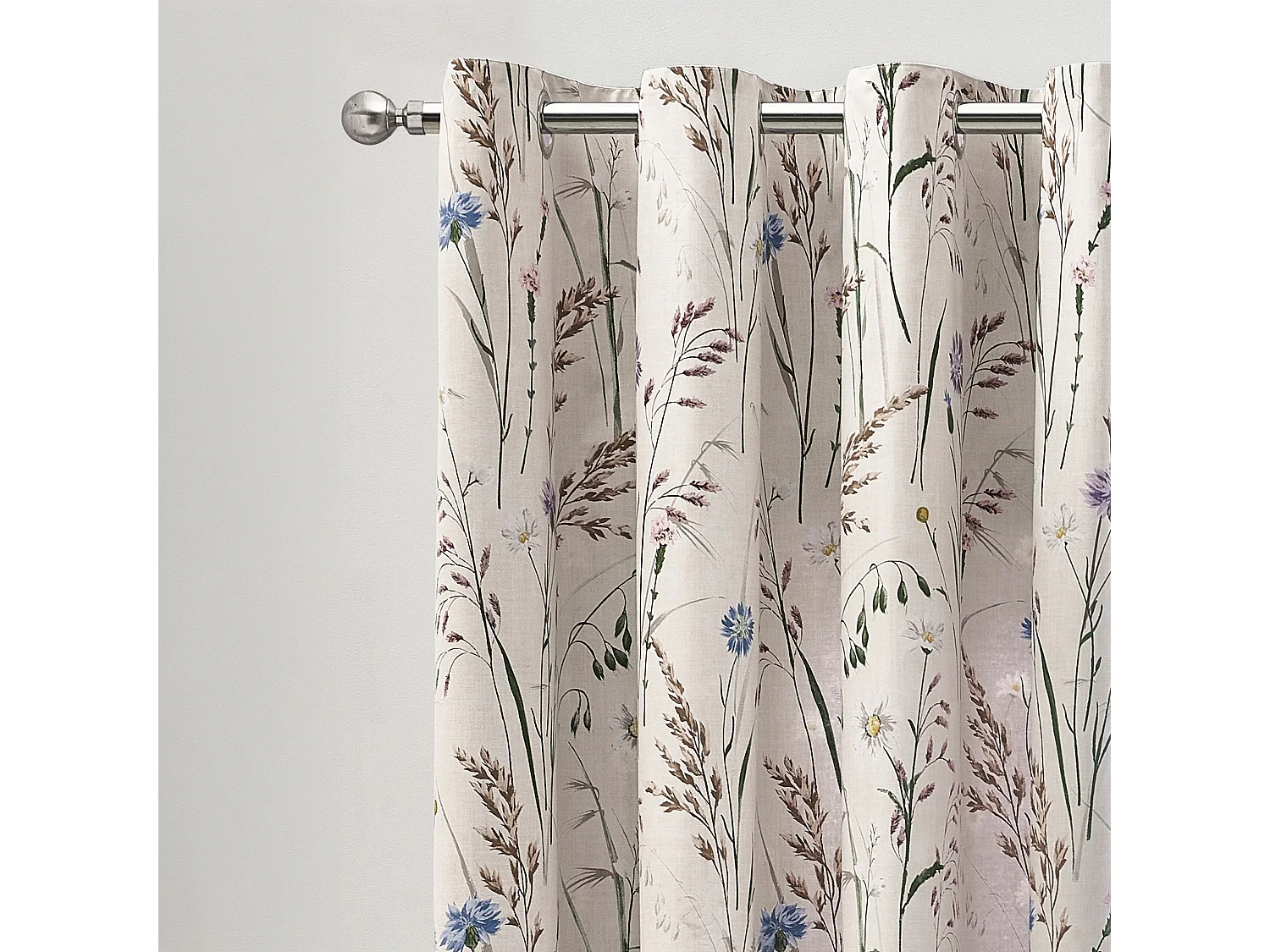Catherine Lansfield Grasmere Floral Fully Reversible 66x90 Inch Eyelet Curtains Two Panels Lilac