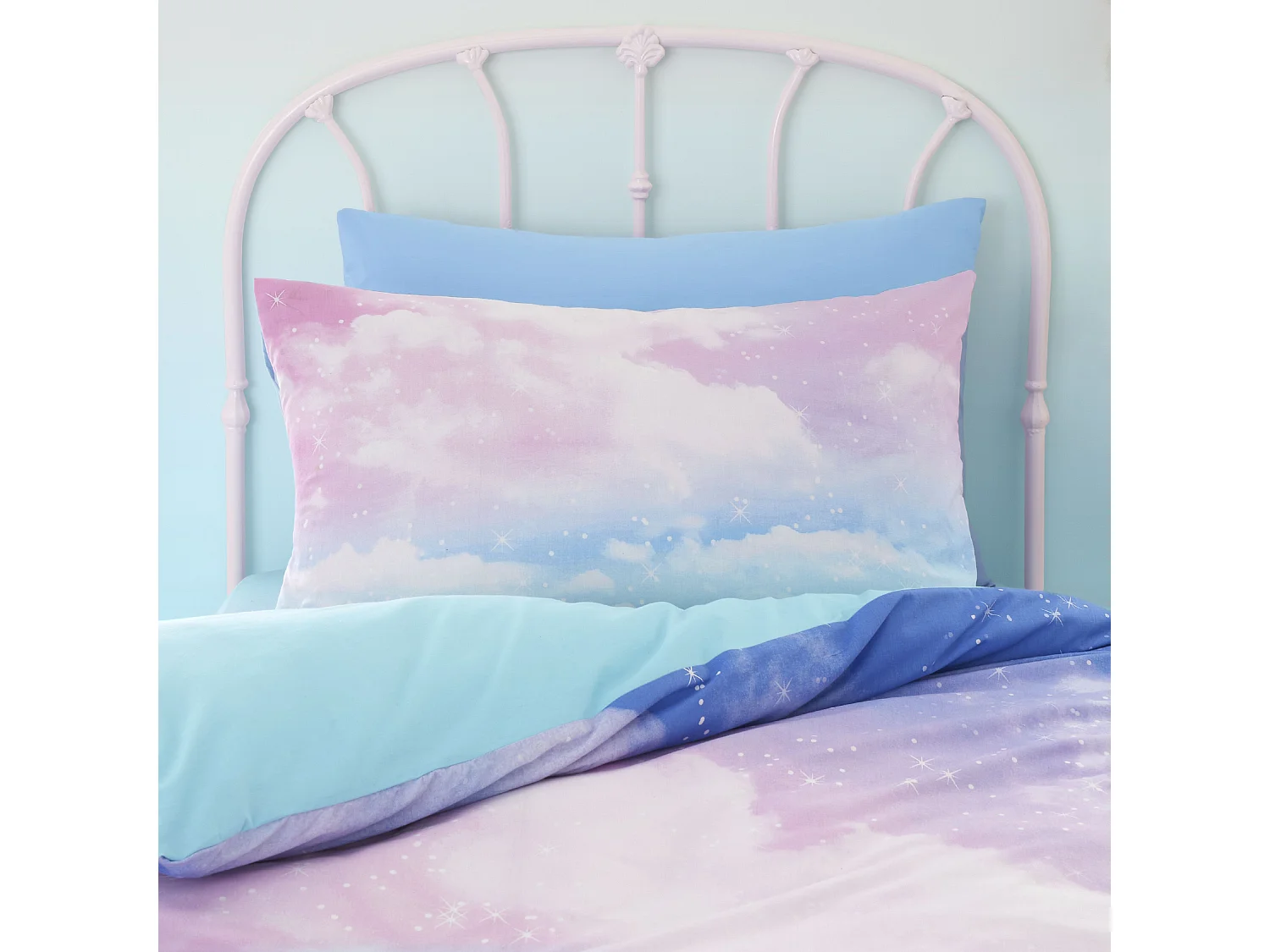 Catherine Lansfield Ombre Rainbow Clouds Reversible Double Duvet Cover Set with Pillowcases Pastel