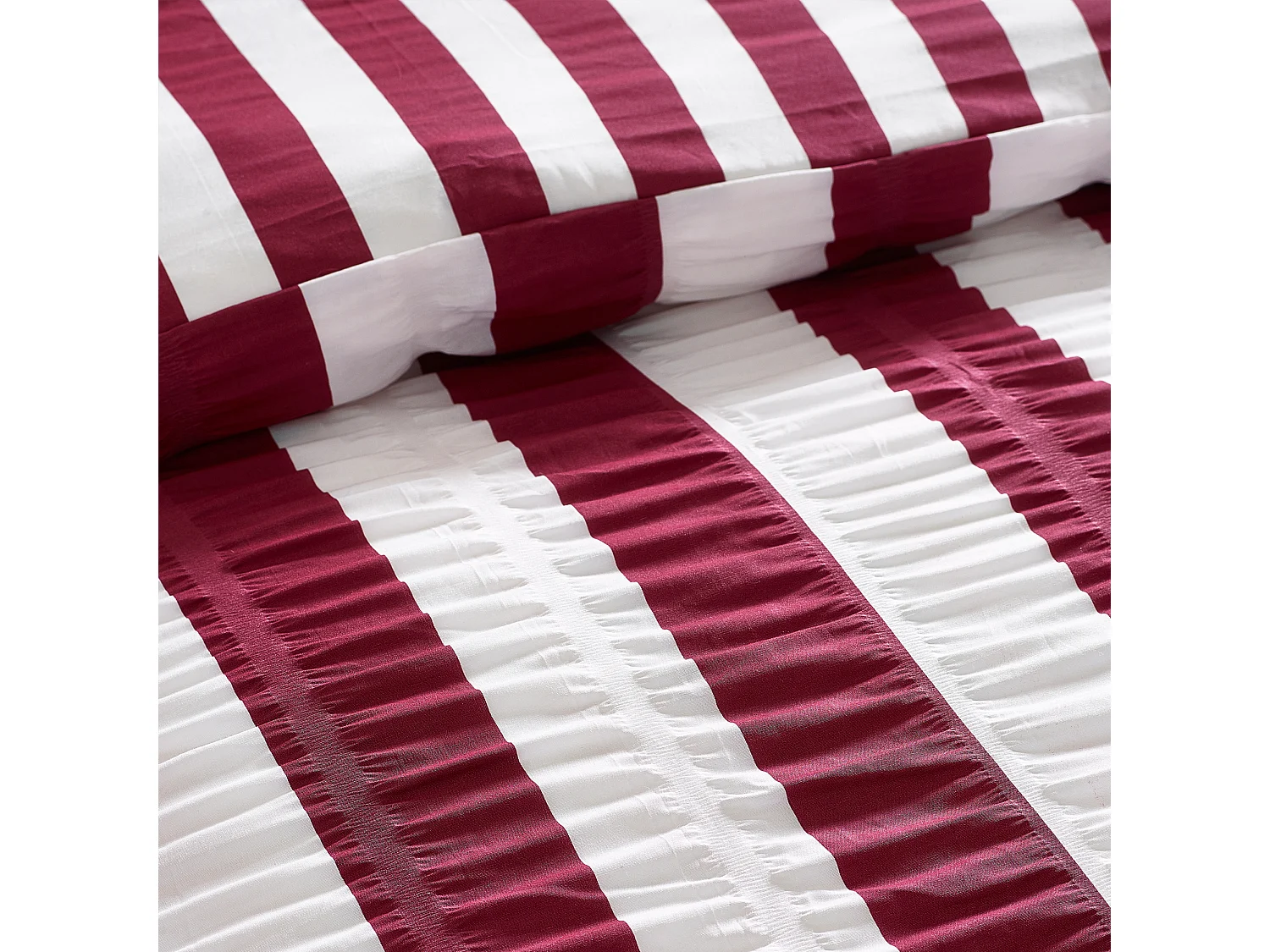 Catherine Lansfield Seersucker Frill Stripe King Duvet Cover Set with Pillowcases Plum