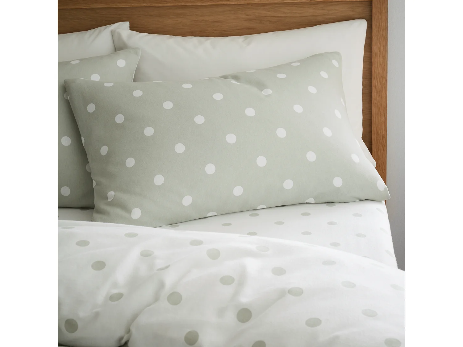 Catherine Lansfield Brushed Cotton Polka Dot Reversible Double Duvet Cover Set with Pillowcases Green