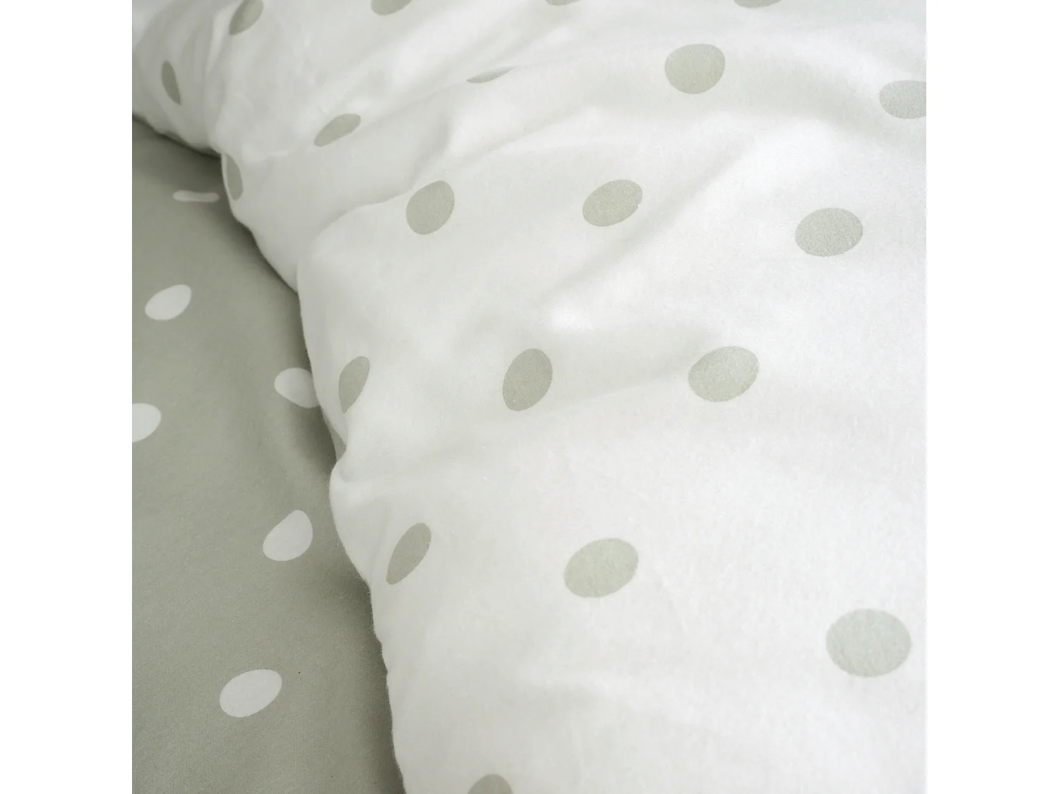 Catherine Lansfield Brushed Cotton Polka Dot Reversible Double Duvet Cover Set with Pillowcases Green