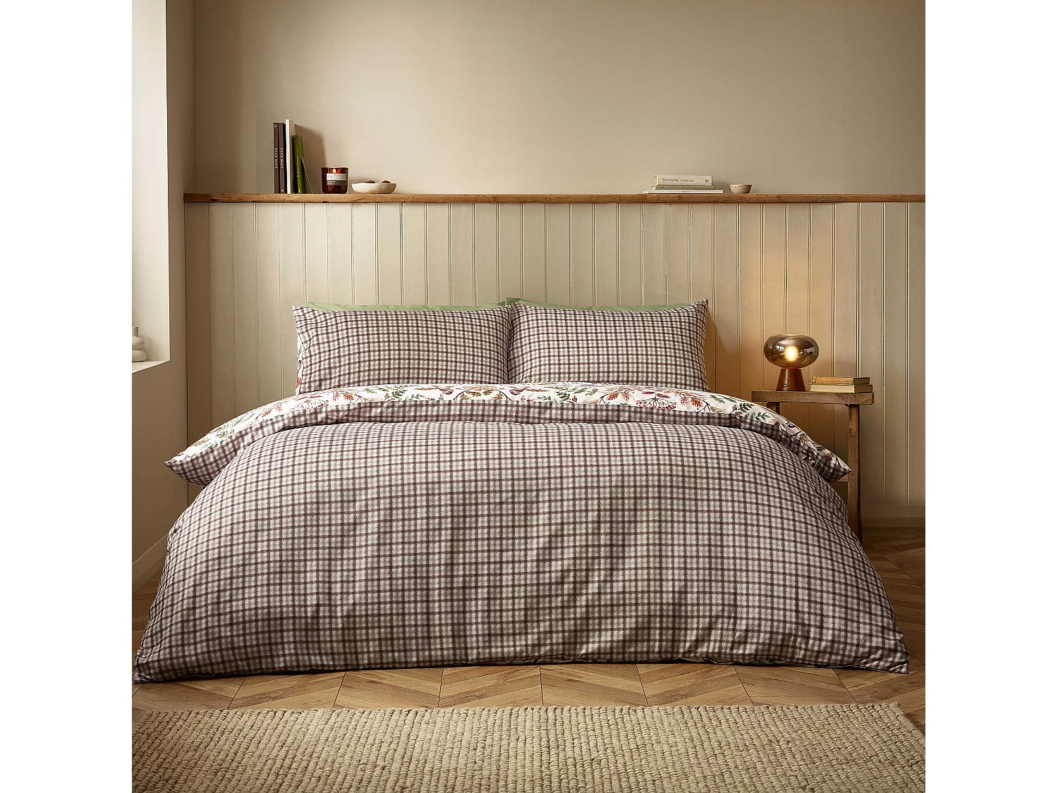 Catherine Lansfield Woodland Stag So Soft Reversible Double Duvet Cover Set with Pillowcases Cream
