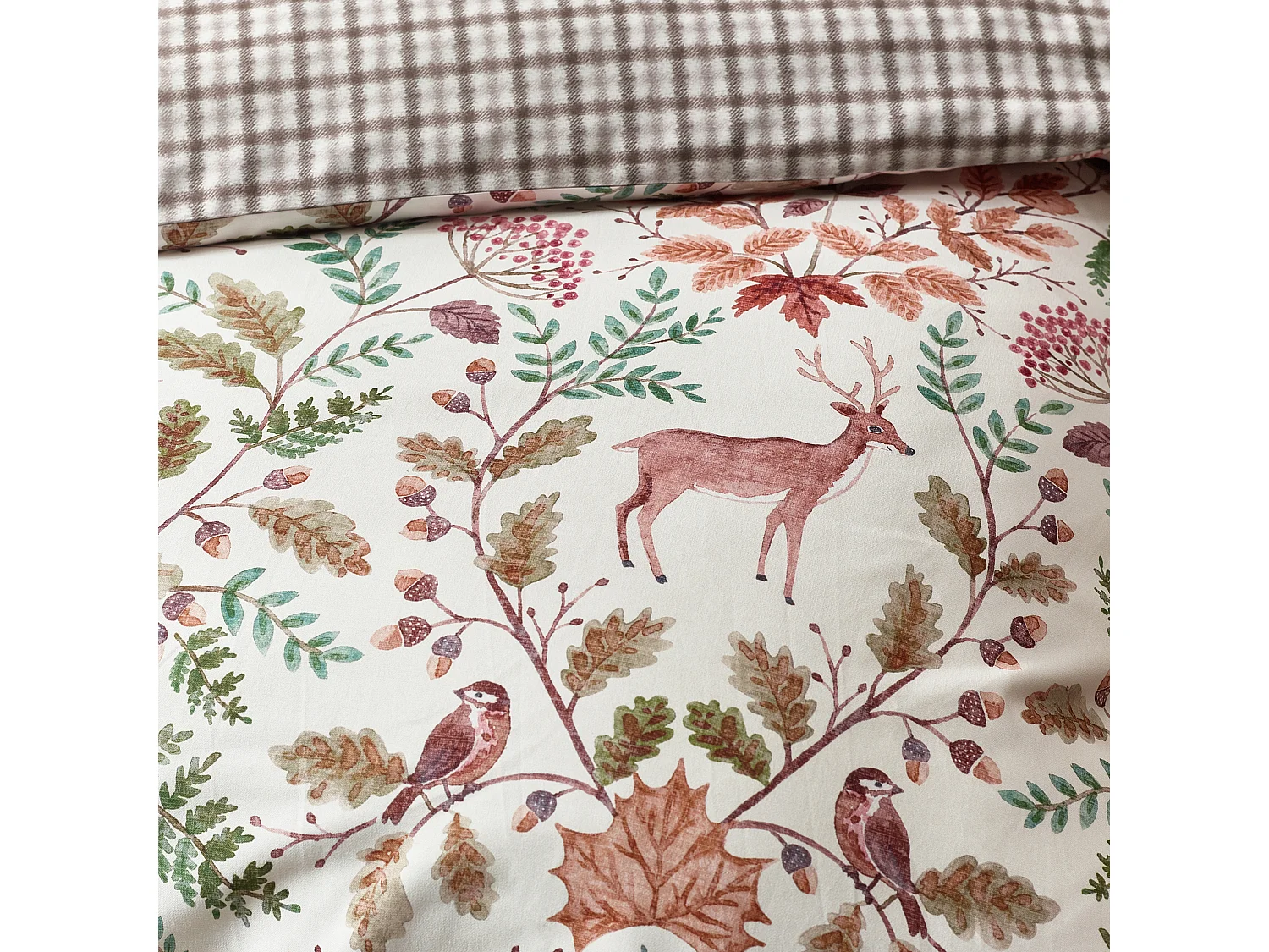 Catherine Lansfield Woodland Stag So Soft Reversible Double Duvet Cover Set with Pillowcases Cream