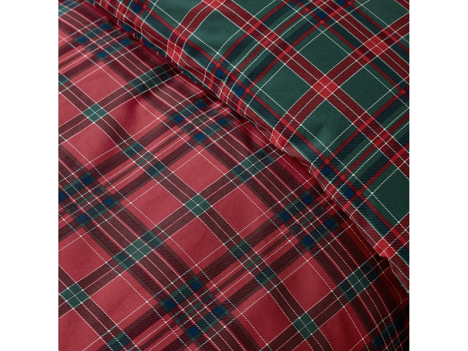 Catherine Lansfield Tartan Check Reversible Double Duvet Cover Set with Pillowcases Red / Green