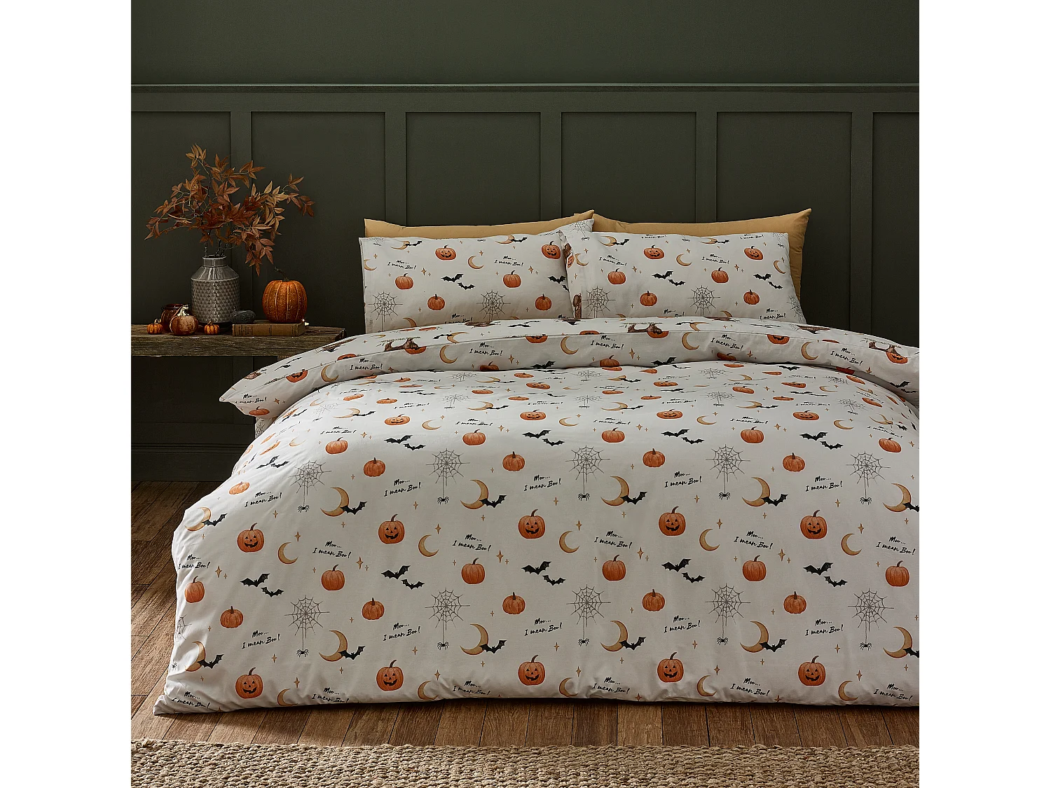Catherine Lansfield Halloween Highland Cow Reversible Double Duvet Cover Set with Pillowcases Natural