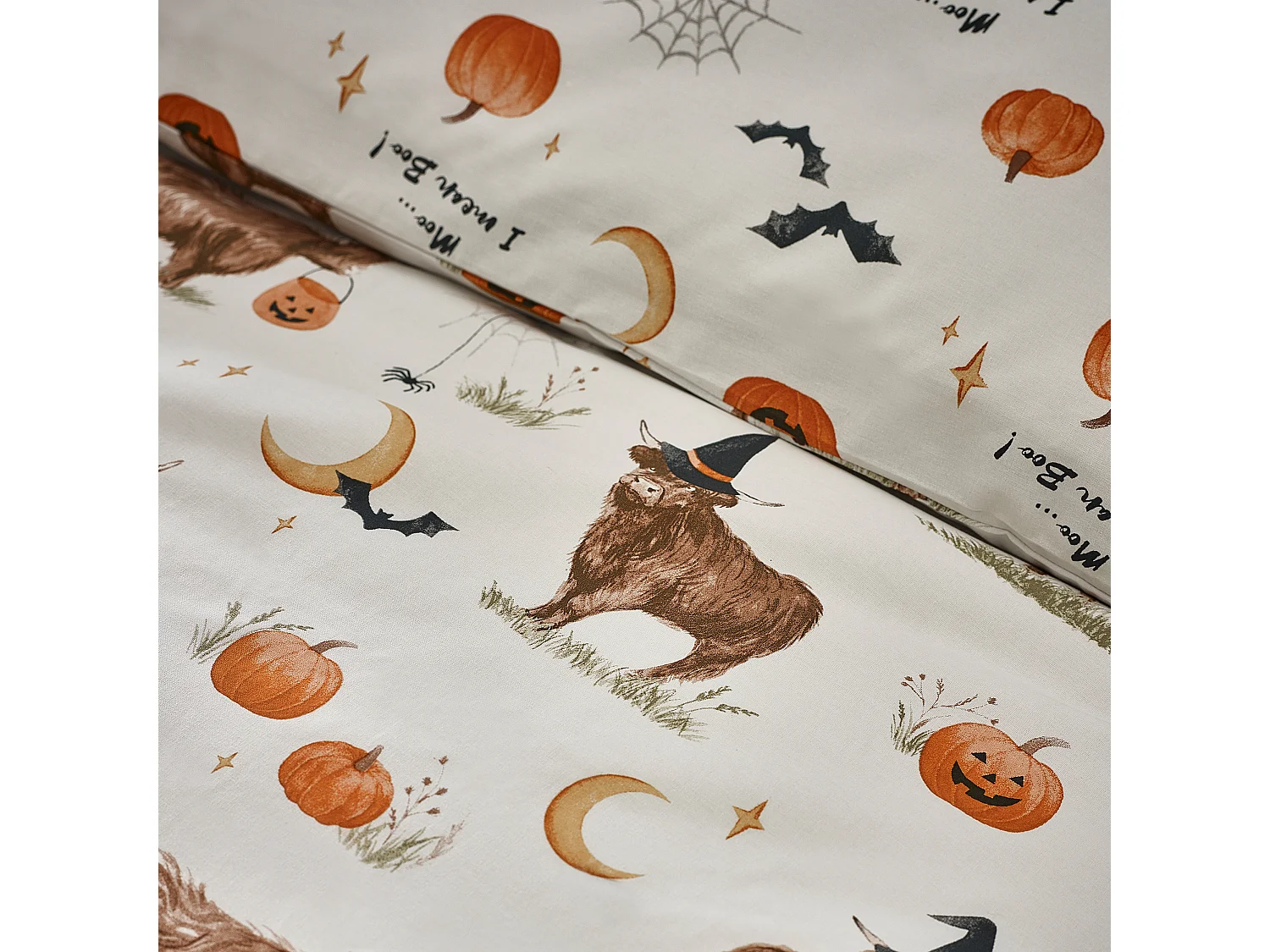 Catherine Lansfield Halloween Highland Cow Reversible Double Duvet Cover Set with Pillowcases Natural