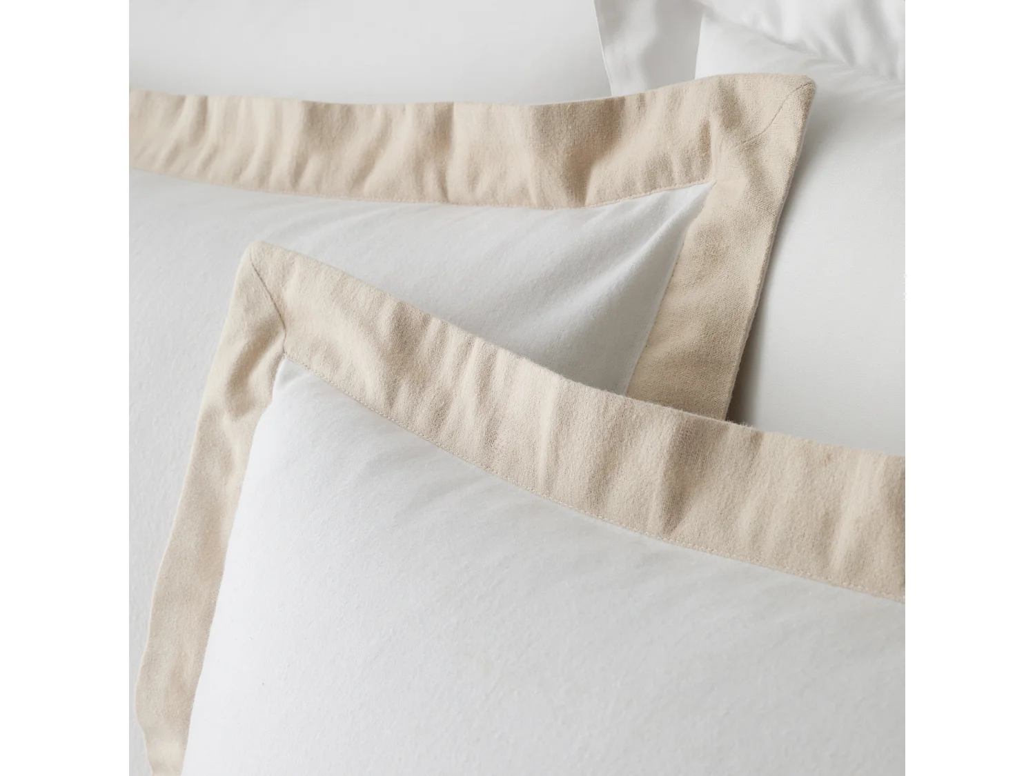 Bianca Fine Linens Brushed Cotton Tailored Single Duvet Cover Set with Pillowcase White / Natural
