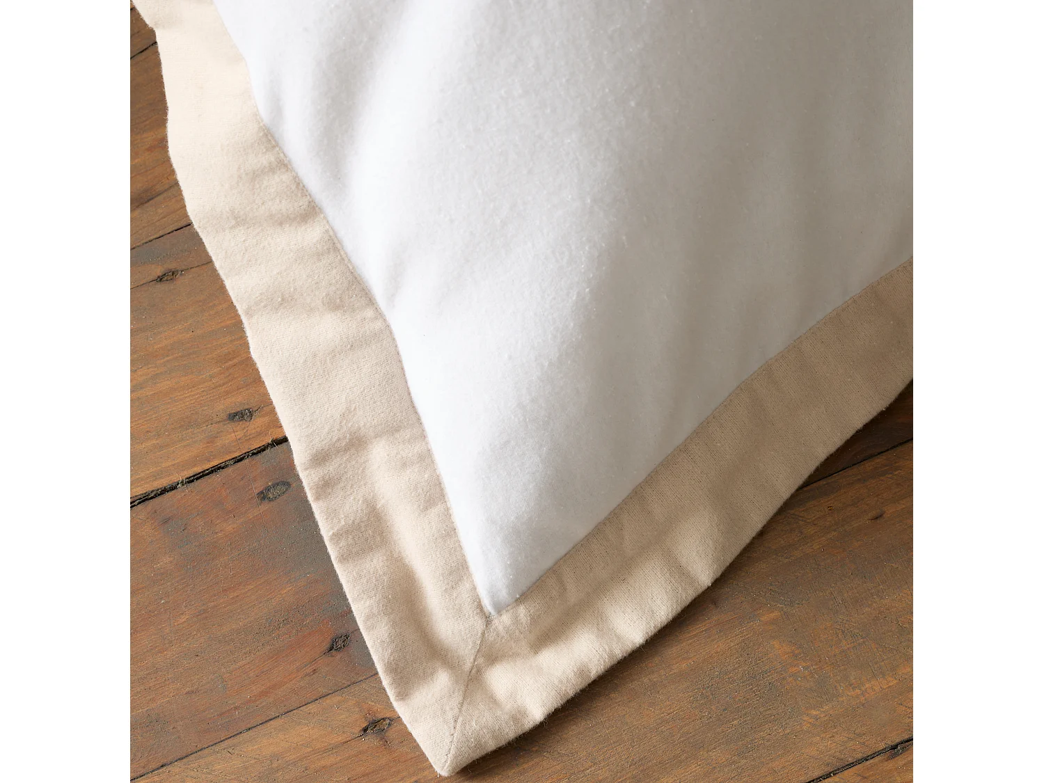 Bianca Fine Linens Brushed Cotton Tailored Single Duvet Cover Set with Pillowcase White / Natural