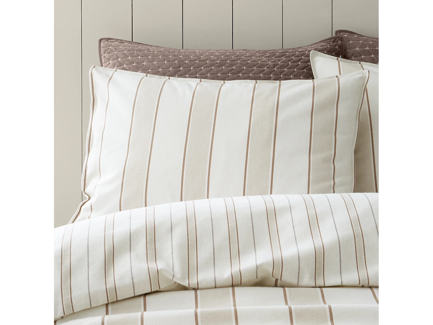 Bianca Fine Linens Brushed Cotton Regal Stripe Reversible Single Duvet Cover Set with Pillowcase Natural