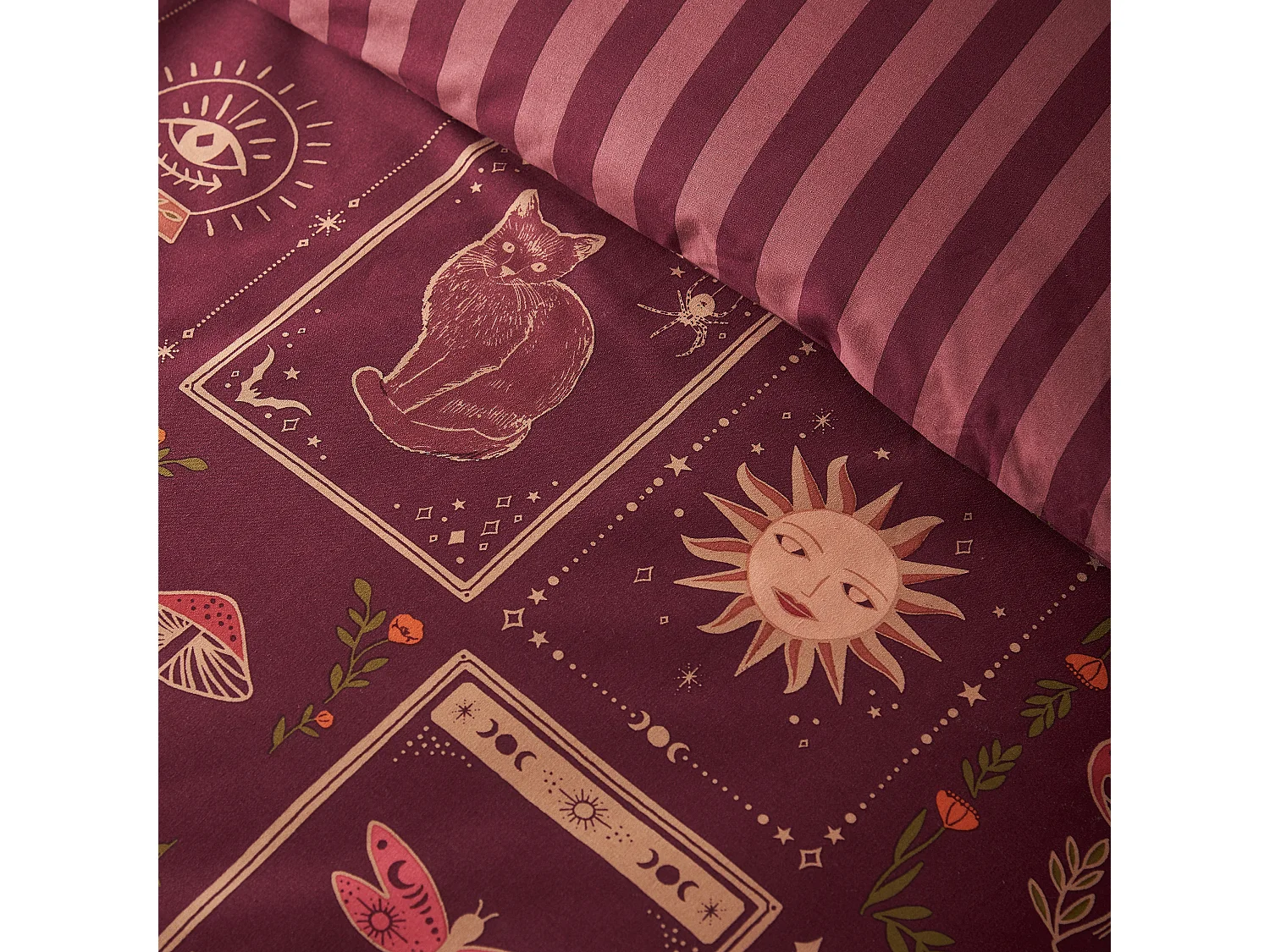Catherine Lansfield Enchanted Witchcraft Reversible King Duvet Cover Set with Pillowcases Plum