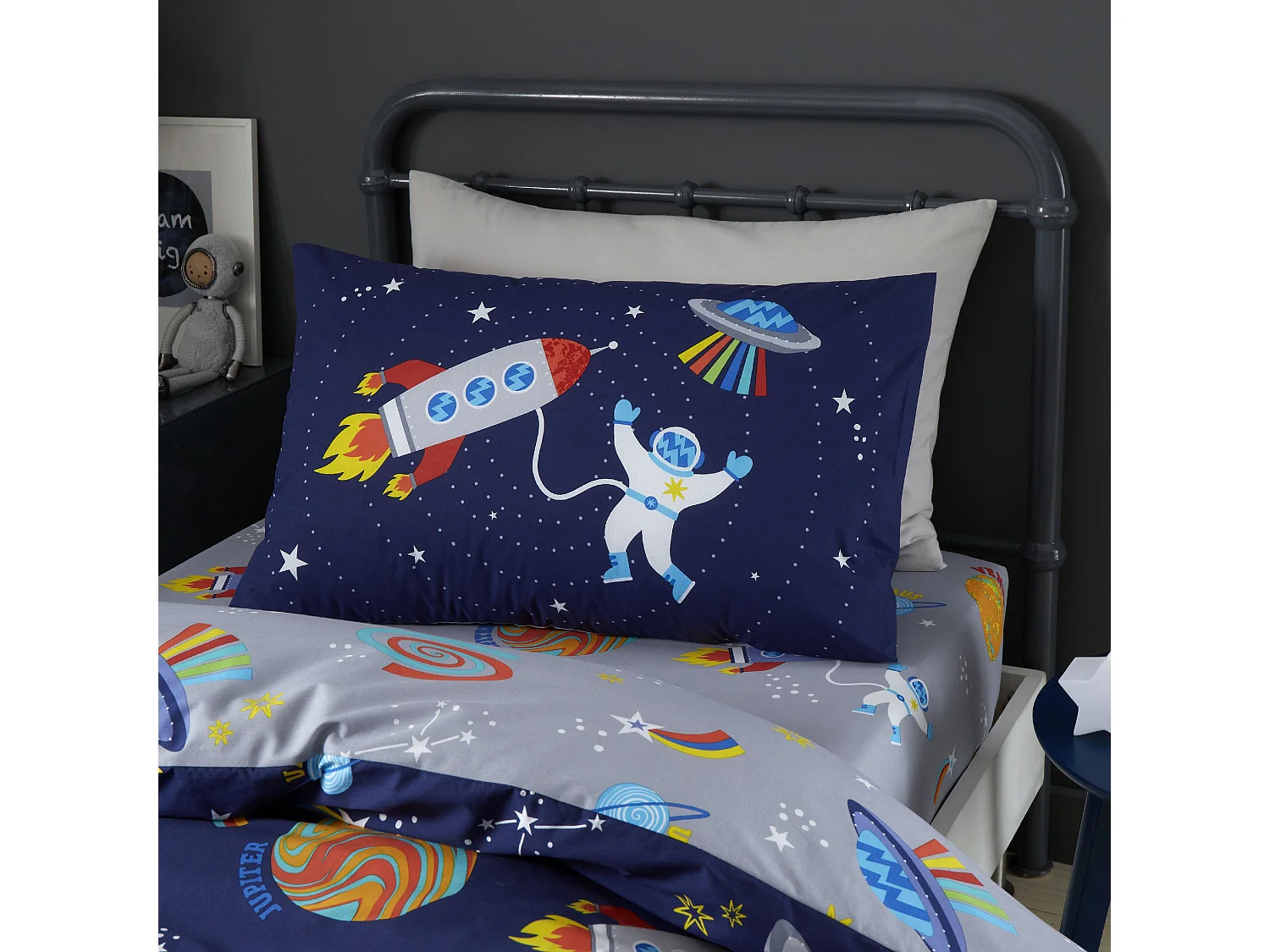 Catherine Lansfield Lost In Space Reversible Double Duvet Cover Set with Pillowcases Navy Blue