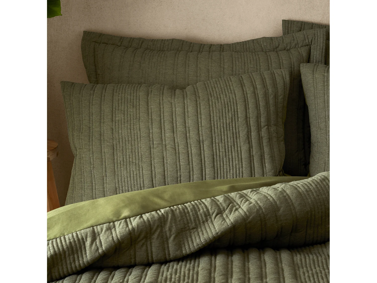 Pineapple Elephant Tamba Jersey Stripe Quilted King Duvet Cover Set with Pillowcases Olive Green