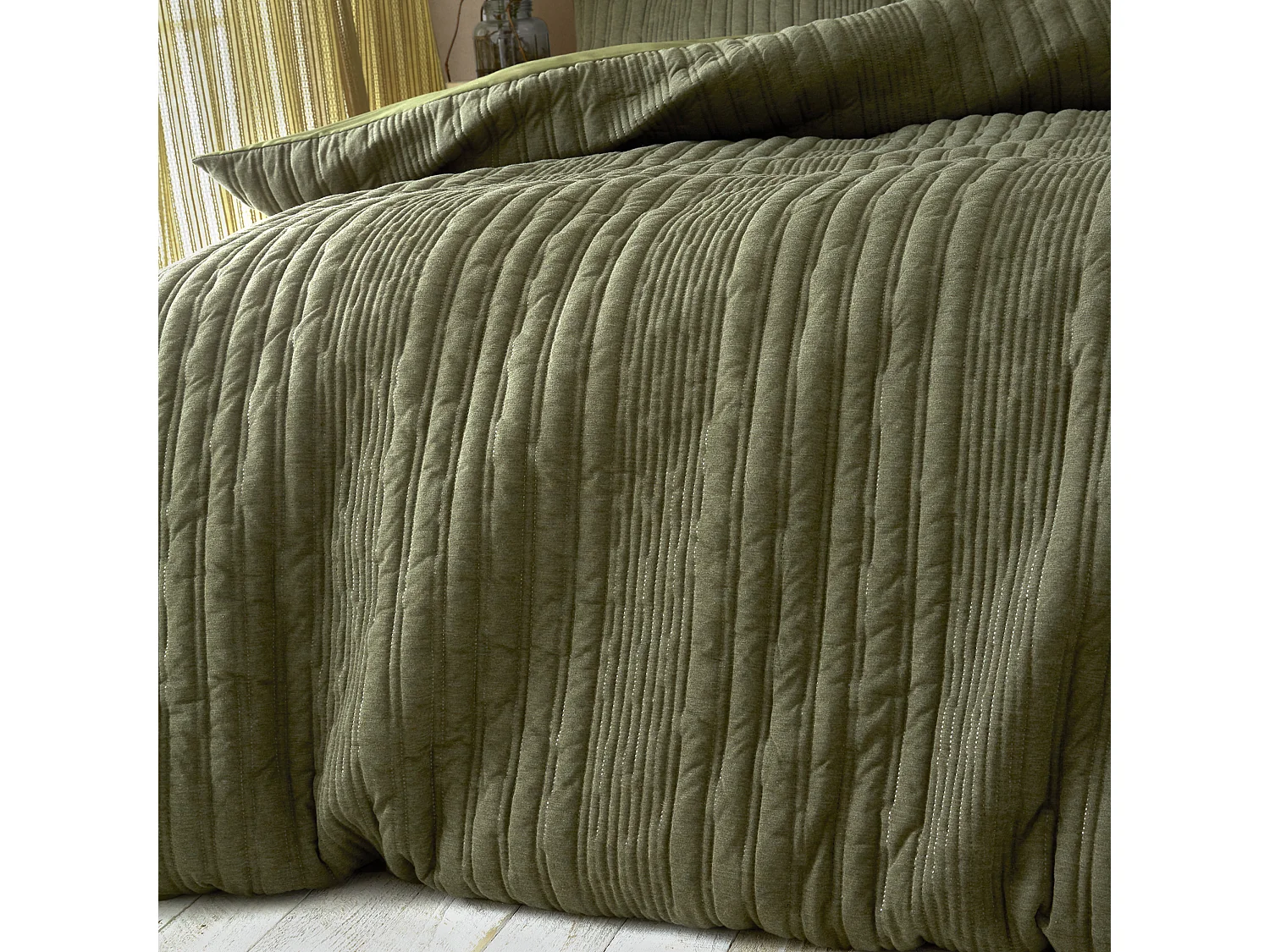 Pineapple Elephant Tamba Jersey Stripe Quilted King Duvet Cover Set with Pillowcases Olive Green