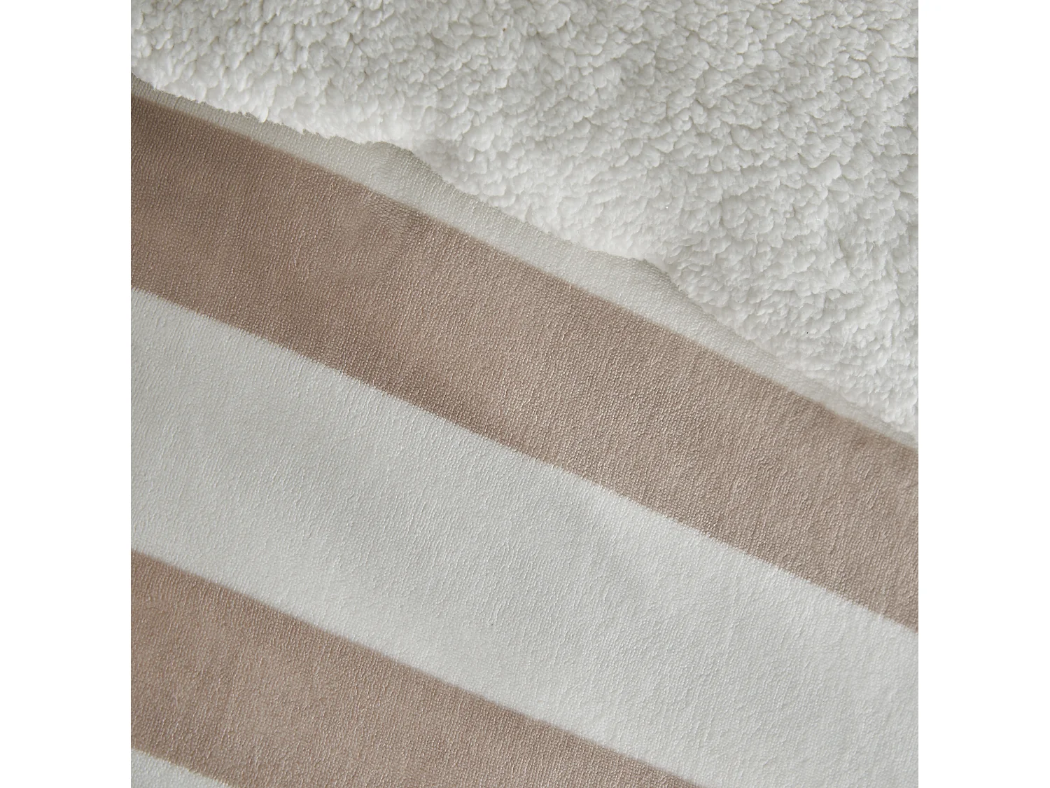 Catherine Lansfield Cosy Sherpa Stripe Double Duvet Cover Set with Pillowcases Natural