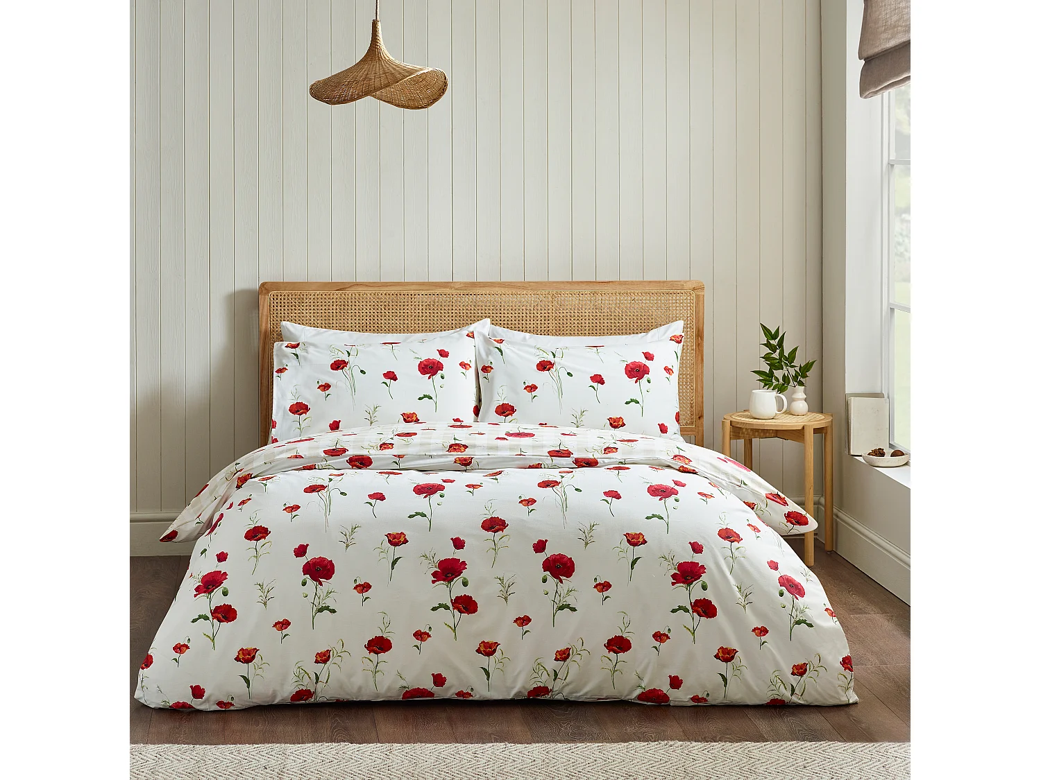 Catherine Lansfield Poppy Floral Reversible King Duvet Cover Set with Pillowcases Red
