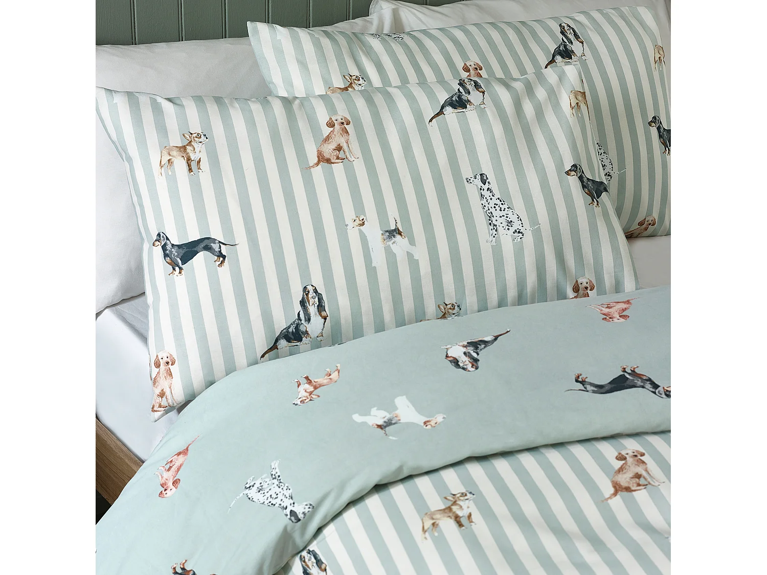 Catherine Lansfield Dog Stripe Reversible Single Duvet Cover Set with Pillowcase Green