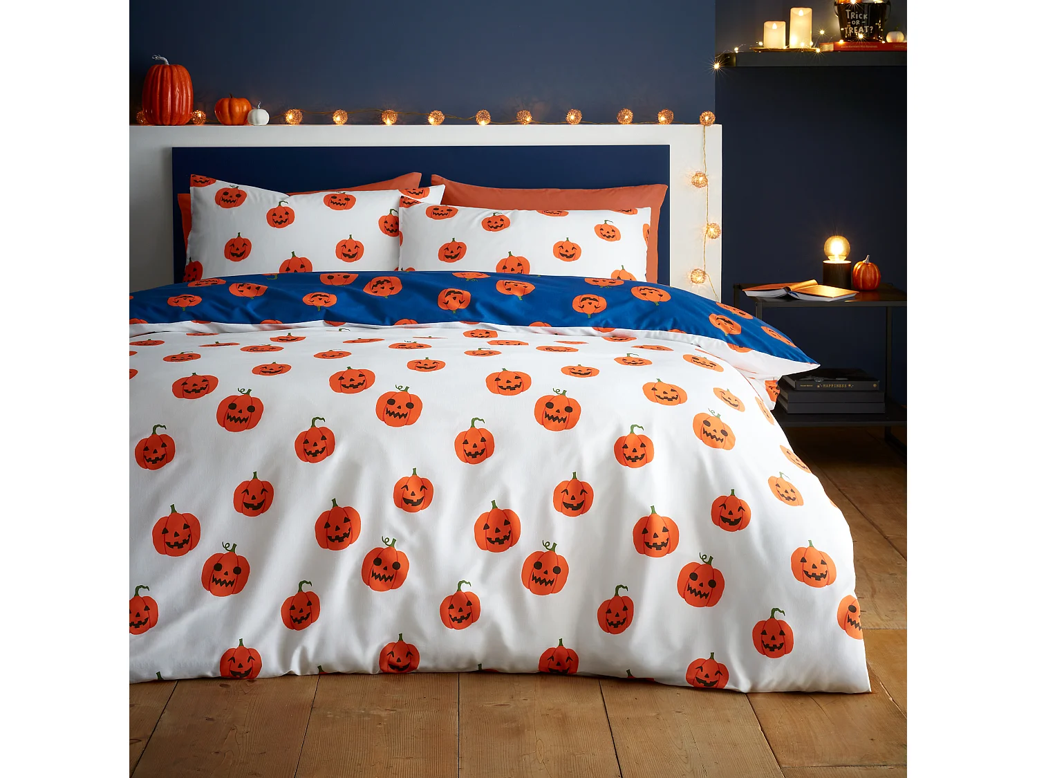 Catherine Lansfield Halloween Pumpkins Reversible Double Duvet Cover Set with Pillowcases Navy Blue