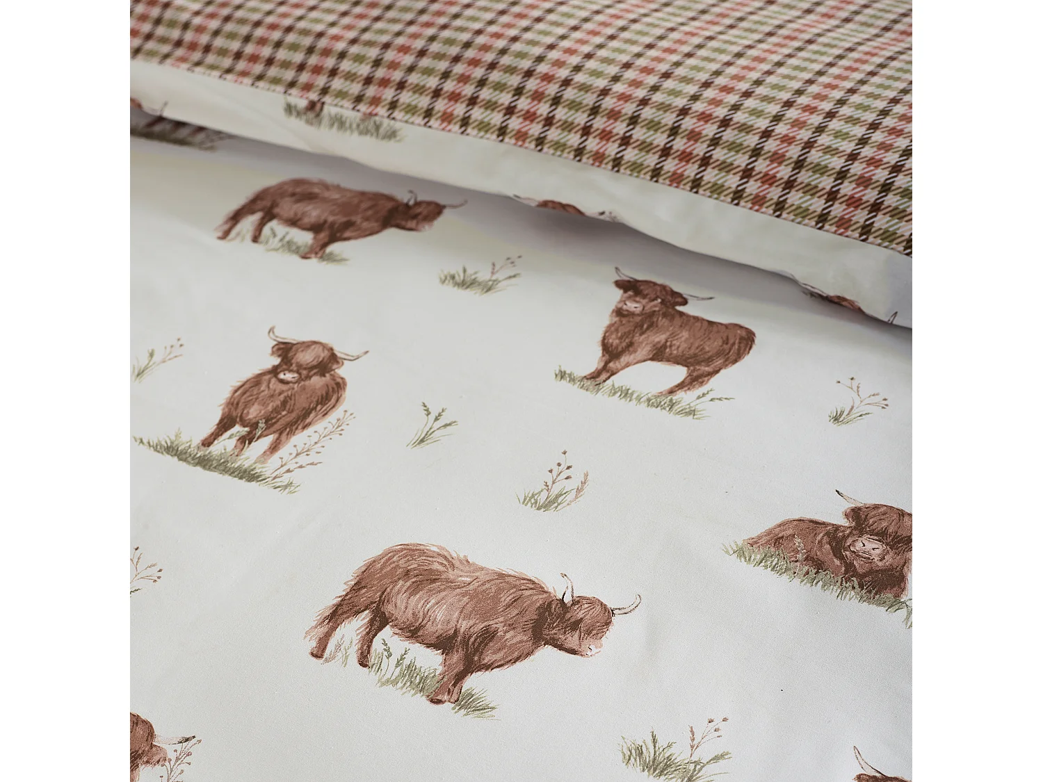 Catherine Lansfield Angus Highland Cow Reversible Single Duvet Cover Set with Pillowcase Natural