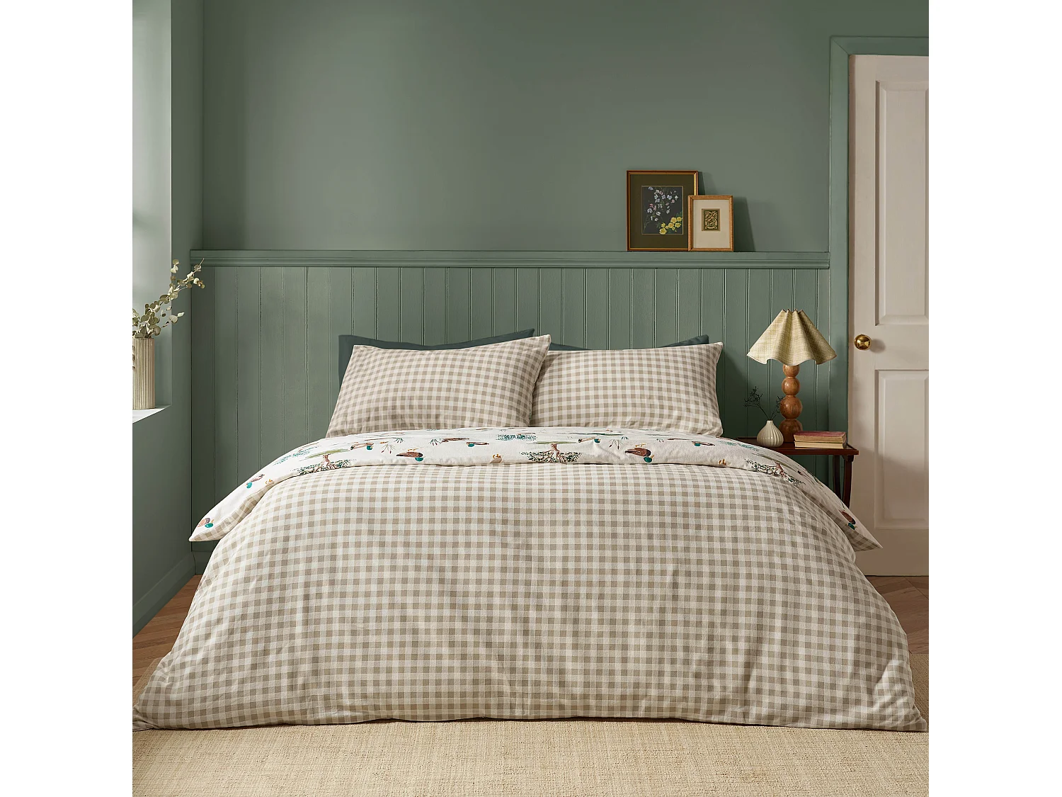 Catherine Lansfield Brushed Cotton Mallards Reversible King Duvet Cover Set with Pillowcases Cream